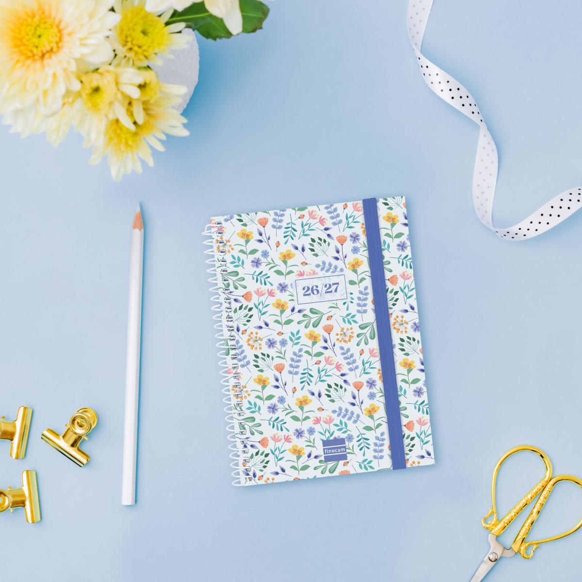 Agenda curso 2026-2027 Secundaria 8º-120x164 mm 1 día página Fiori Finocam euskera multilingüe Multicolor-2