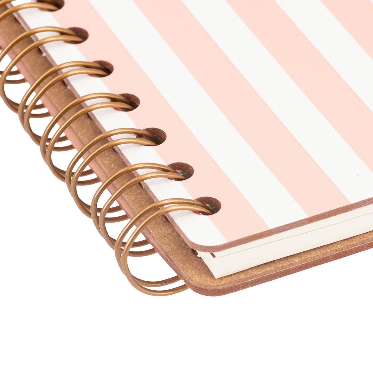 Agenda Escolar 2026-2027 Vista por Semana A5 Vacavaliente Bilingüe em Pele Reciclada – Stripes Pink Sand 3