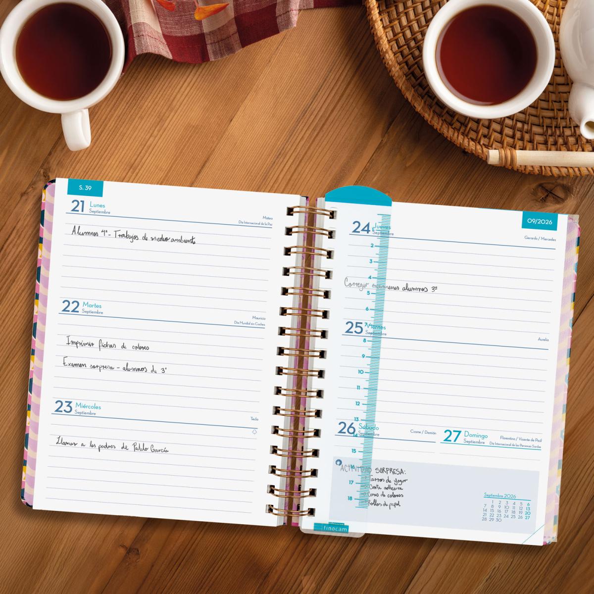 Agenda para el docente curso 2026-2027 Magistral Design 4º-155x212 mm semana vista horizontal Lilac Finocam 3