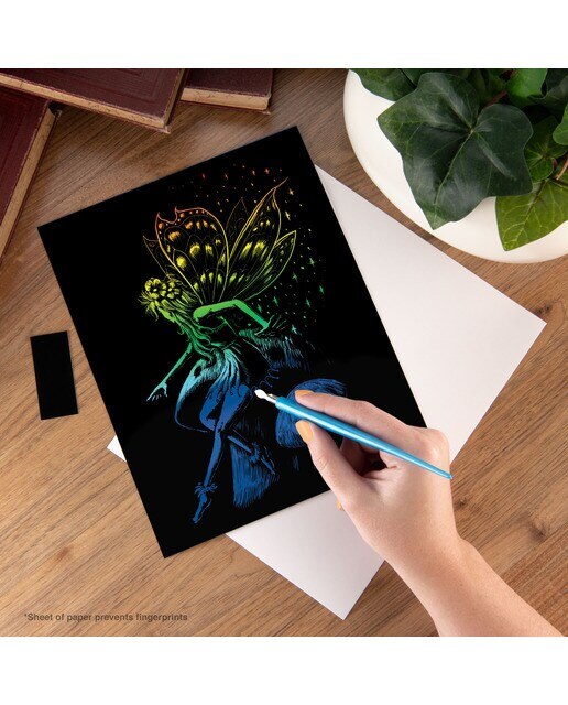 Folha preta Engraving Art Arcoiris desenho princesa fada Royal & Langnickel 3