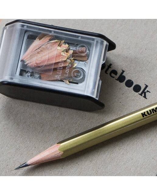 Sacapuntas de arte automatic AS 3 long point Kum negro 3