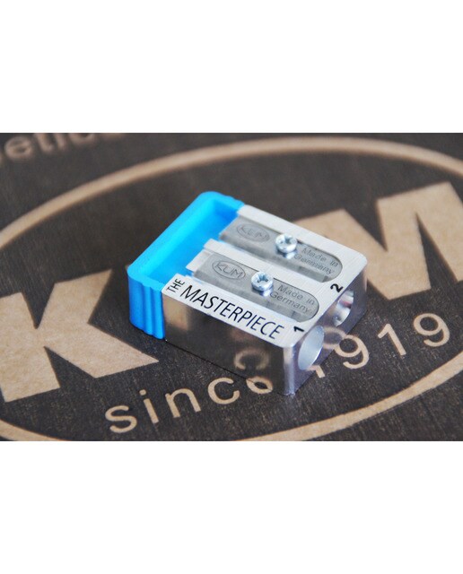 Sacapuntas de arte Meisterwerk long point en magnesio Kum gris 6