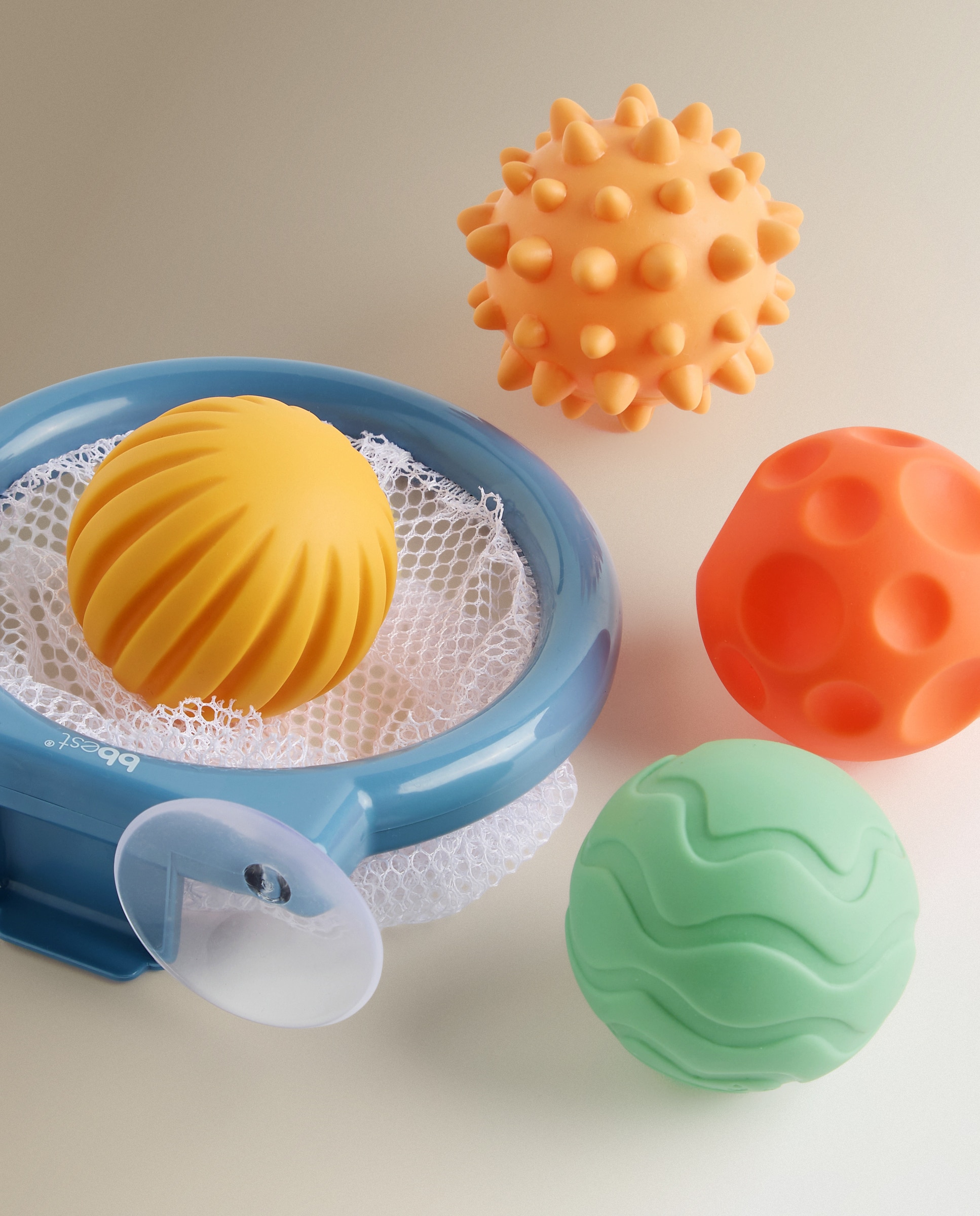 Juguete de baño Bbest Canasta con 4 pelotas Multicolor-2