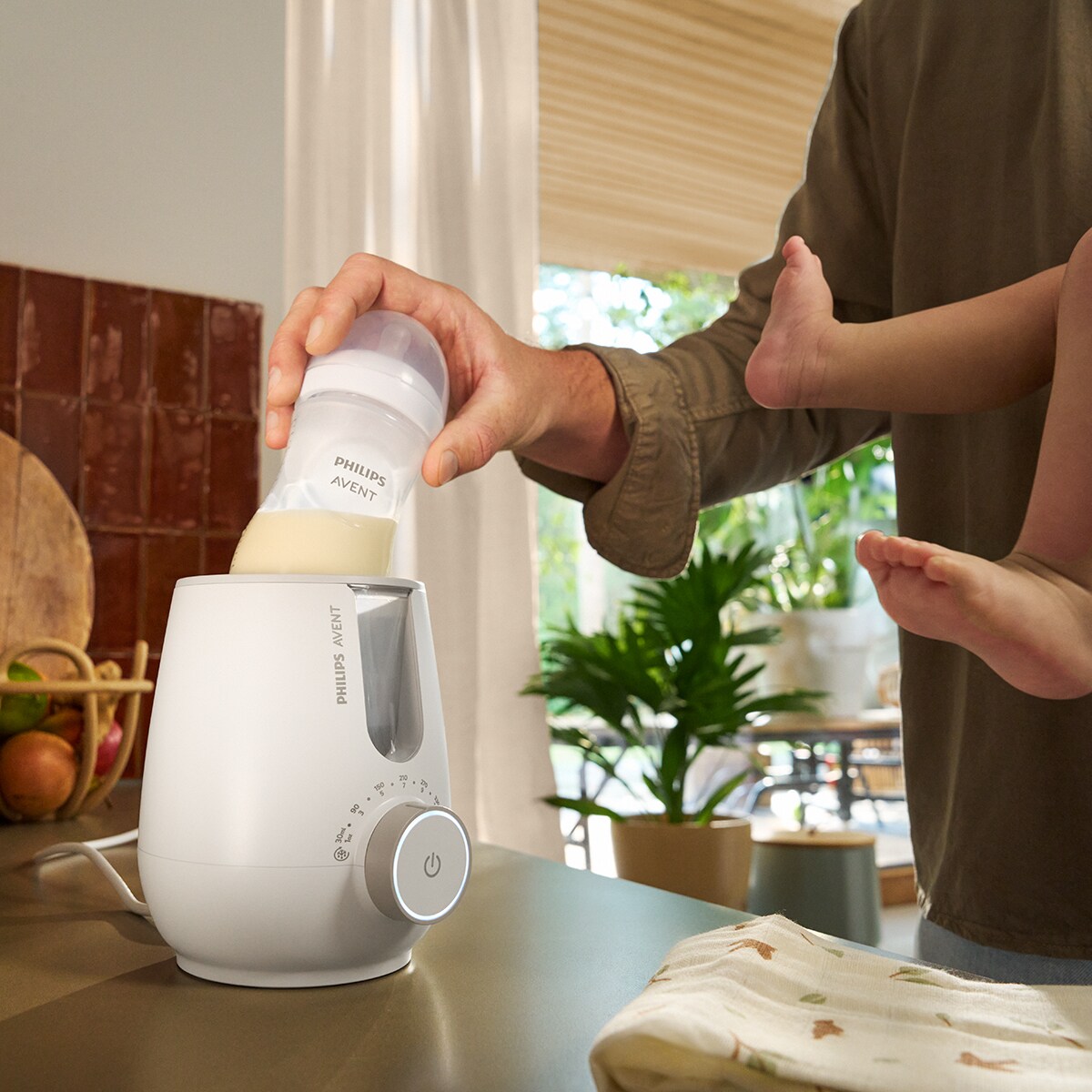 Aquecedor e Esterilizador de Biberões Avent 2 em 1 Branco-7