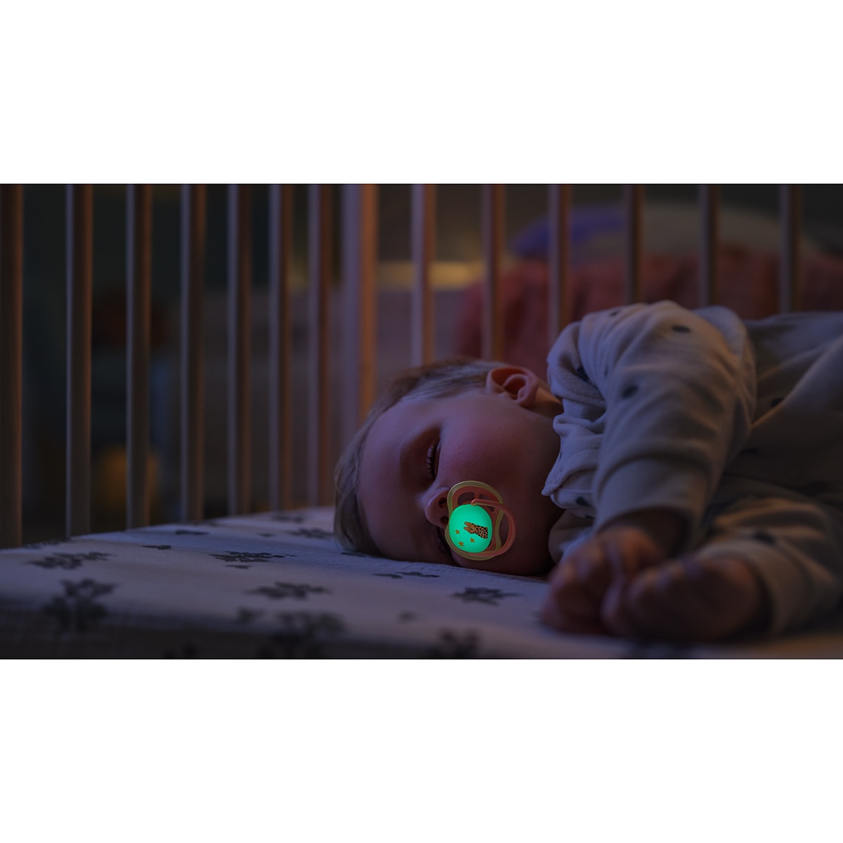 Chupeta Noturna Avent Ultra Air +18 Meses 2 Unidades, Brilha no Escuro Lilás-2