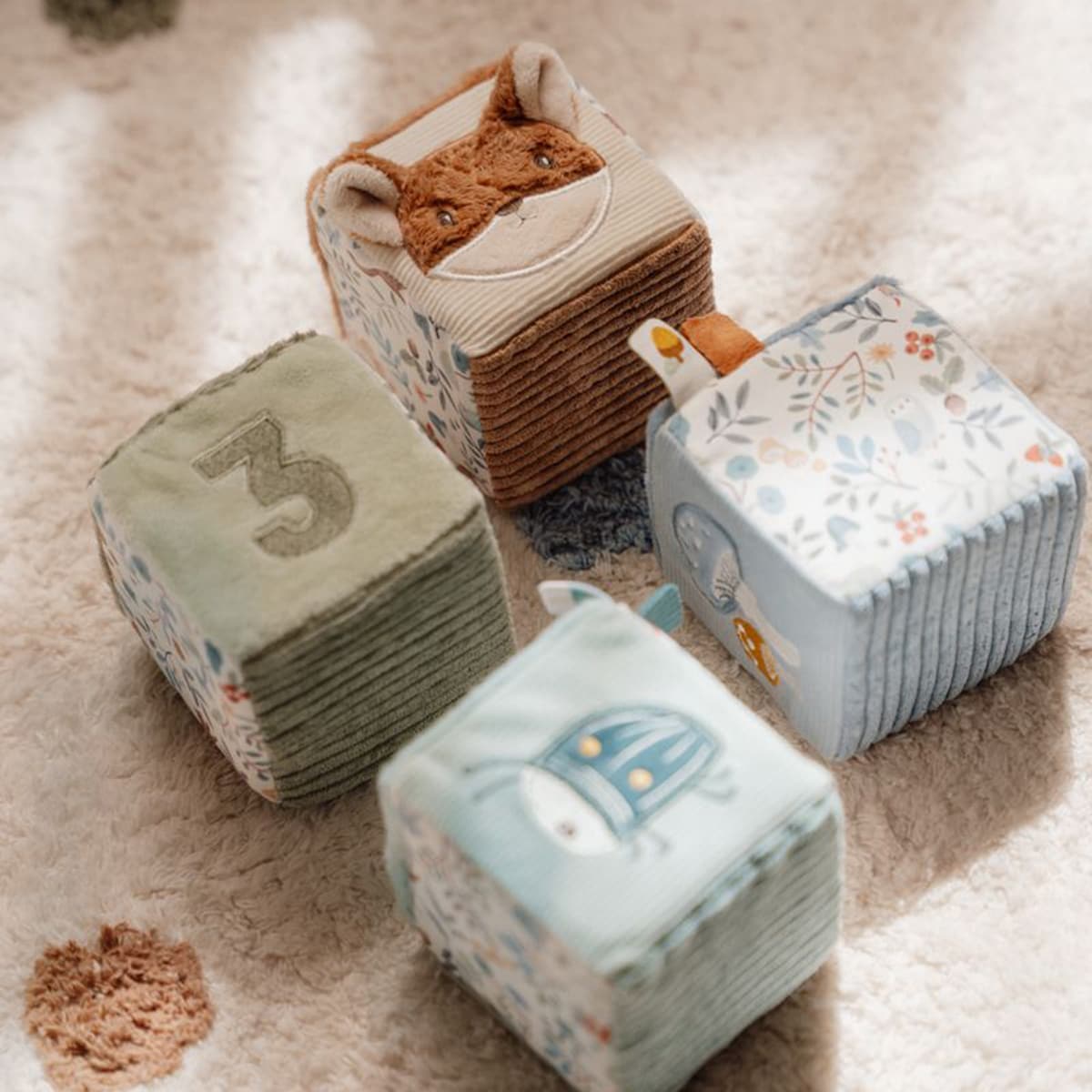 Cubos blanditos apilables Little Dutch colección Forest Friends Azul claro-10