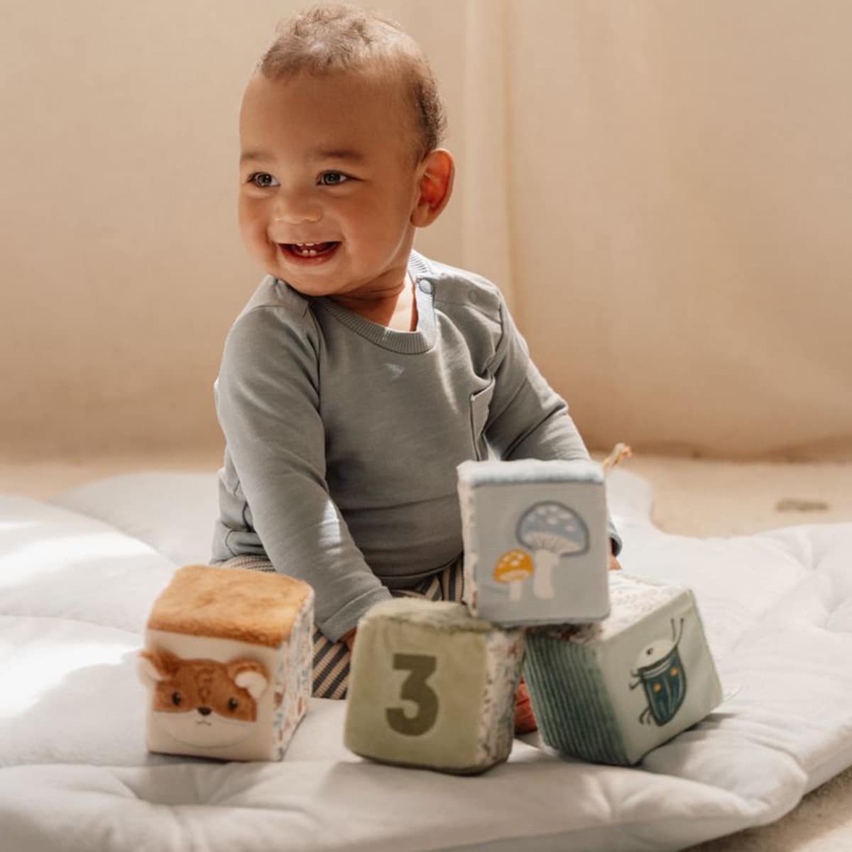 Cubos blanditos apilables Little Dutch colección Forest Friends Azul claro-11