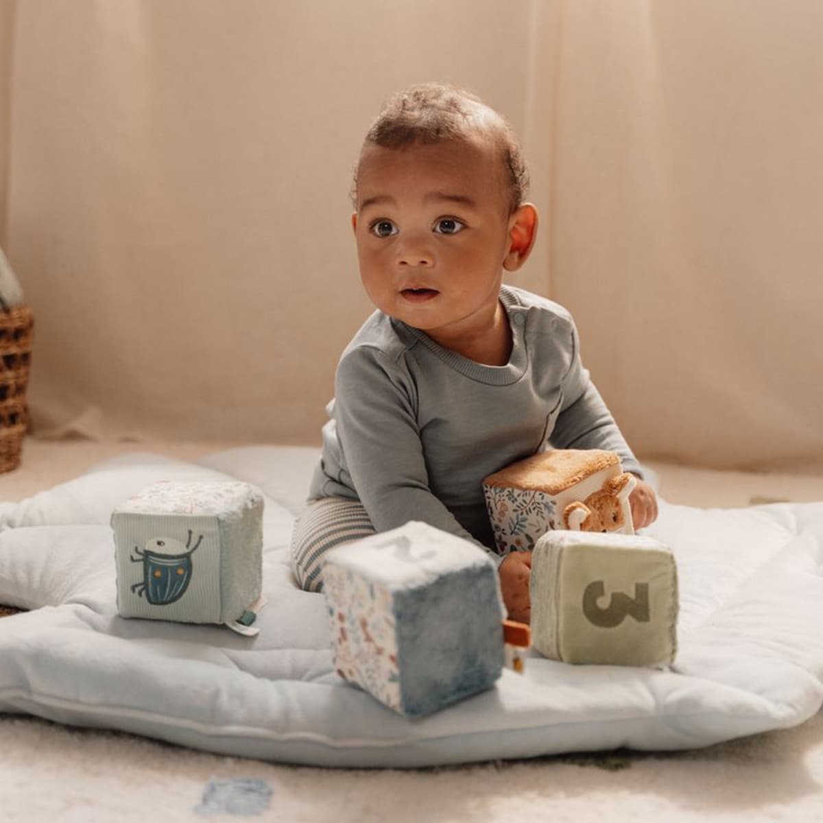 Cubos blanditos apilables Little Dutch colección Forest Friends Azul claro-12