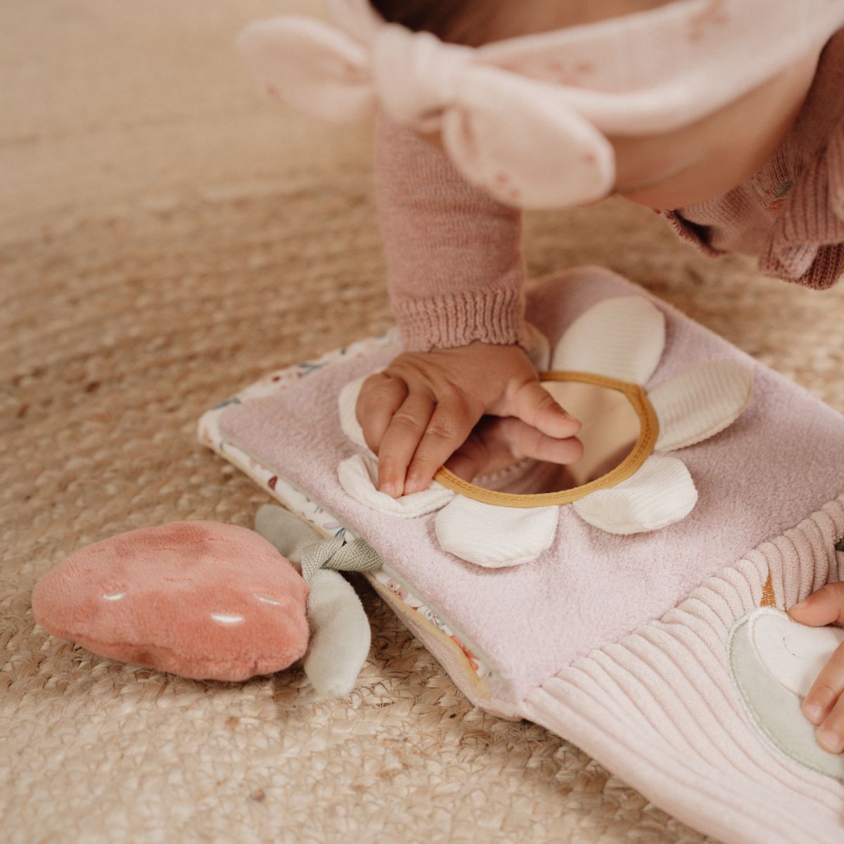 Livro de atividades têxtil Little Dutch coleção Fairy Castanho-claro-8