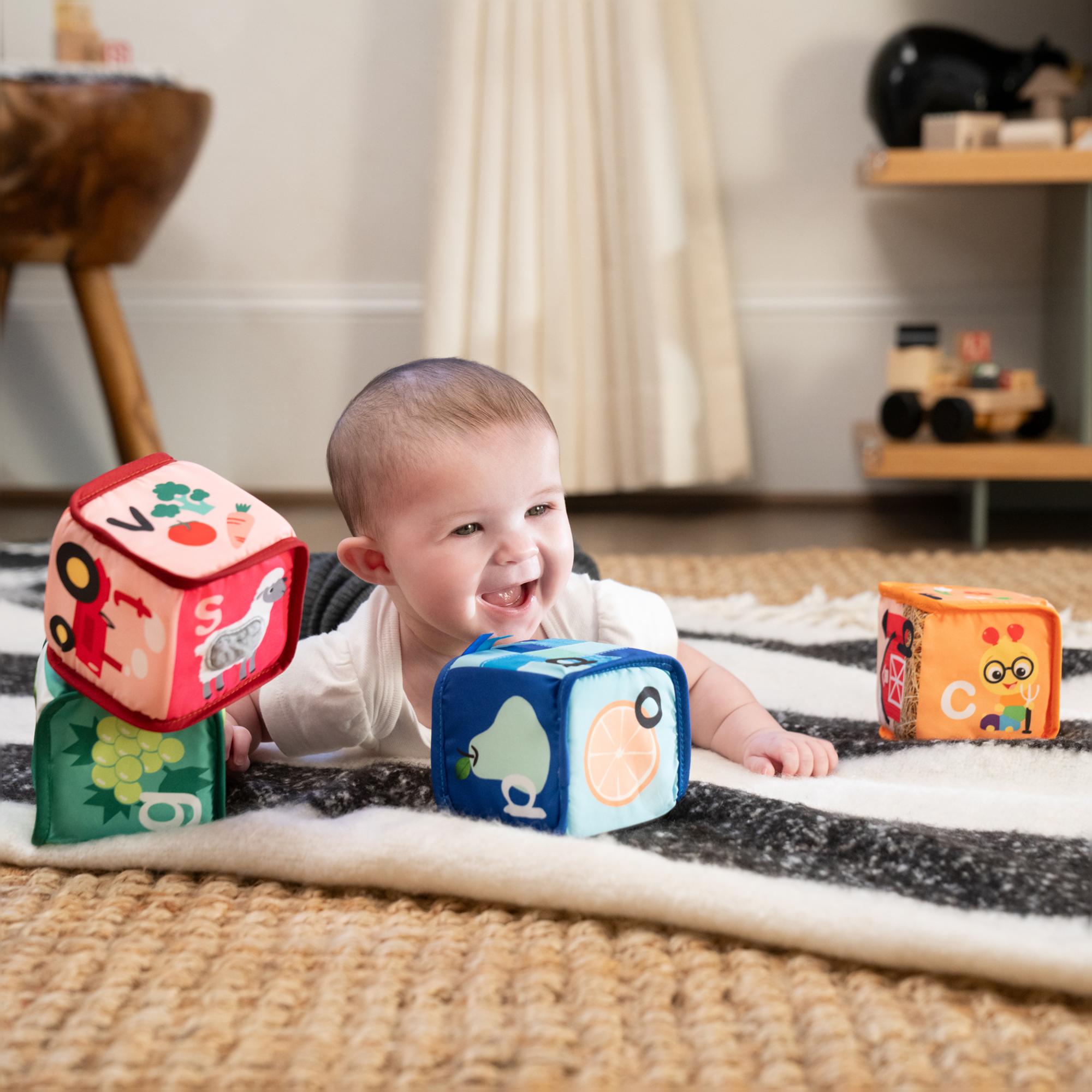 Cubos macios empilháveis Baby Einstein Alpha Stacks™ Multicolor-4