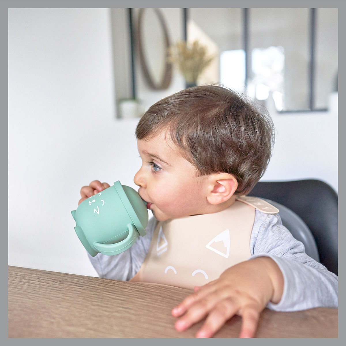 Copo de Silicone com Palhinha Isy Cup Verde Água-7