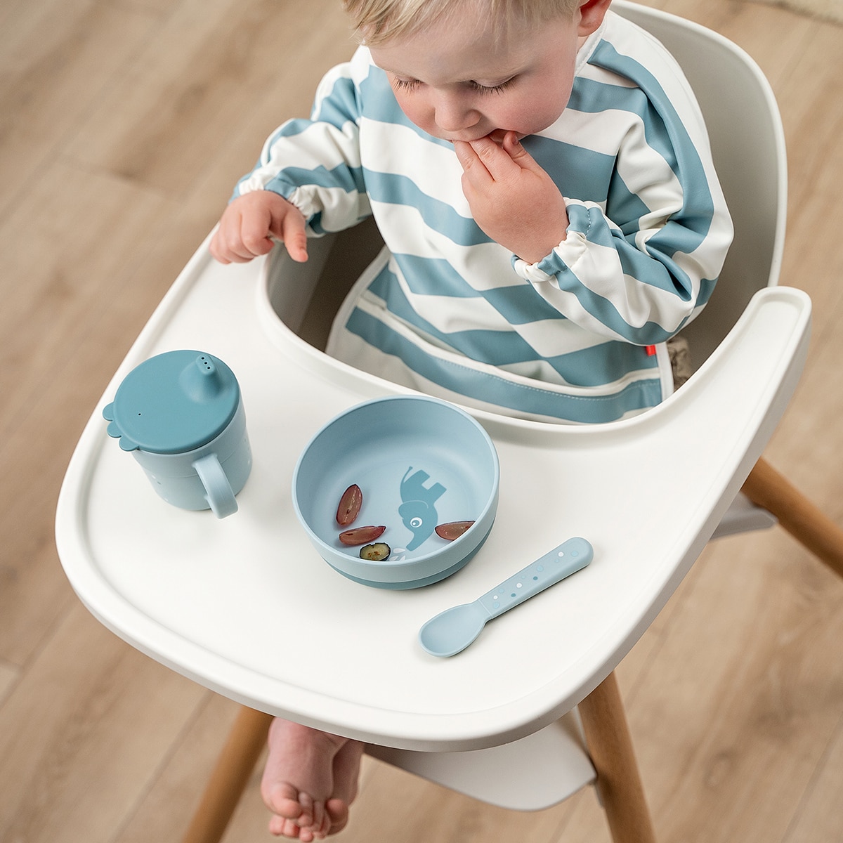 Copo de Aprendizagem com Asas e Antiderrapante Coleção Foodie Azul-claro-6