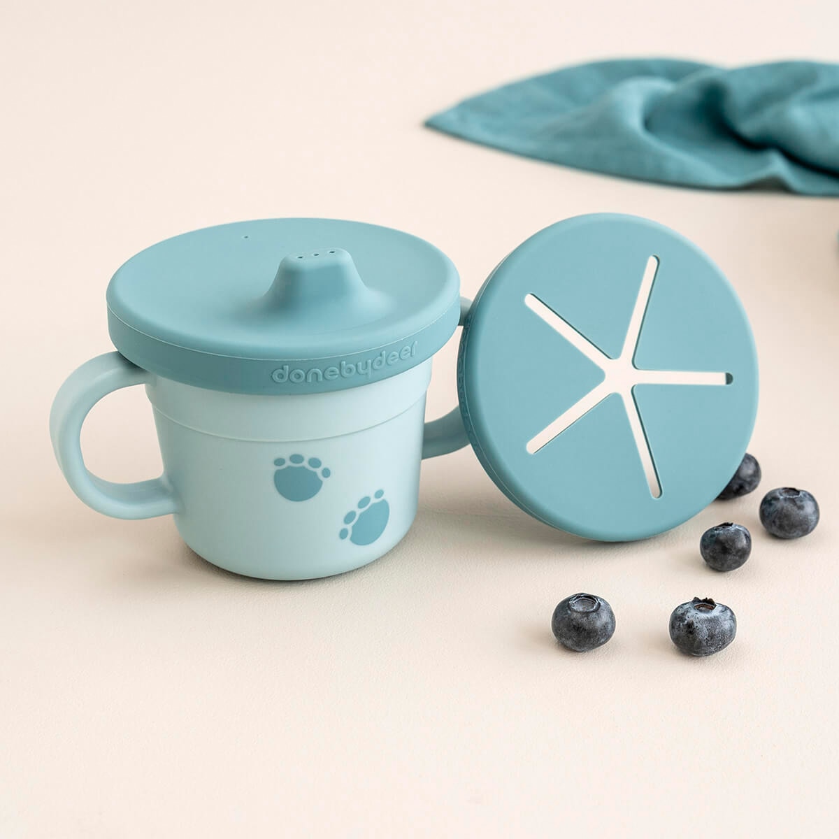 Copo Antiderrapante de Aprendizagem e Porta-Snacks com Asas Coleção Foodie Azul-claro-6