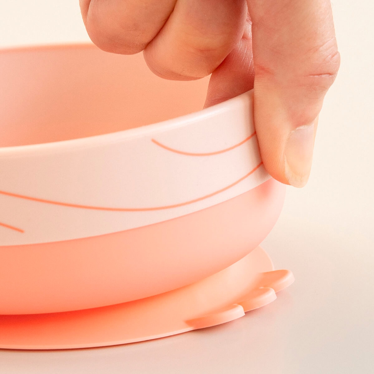 Set de vajilla Done by Deer con plato, bowl ventosa y taza de aprendizaje - Rosa pastel Rosa pastel-9