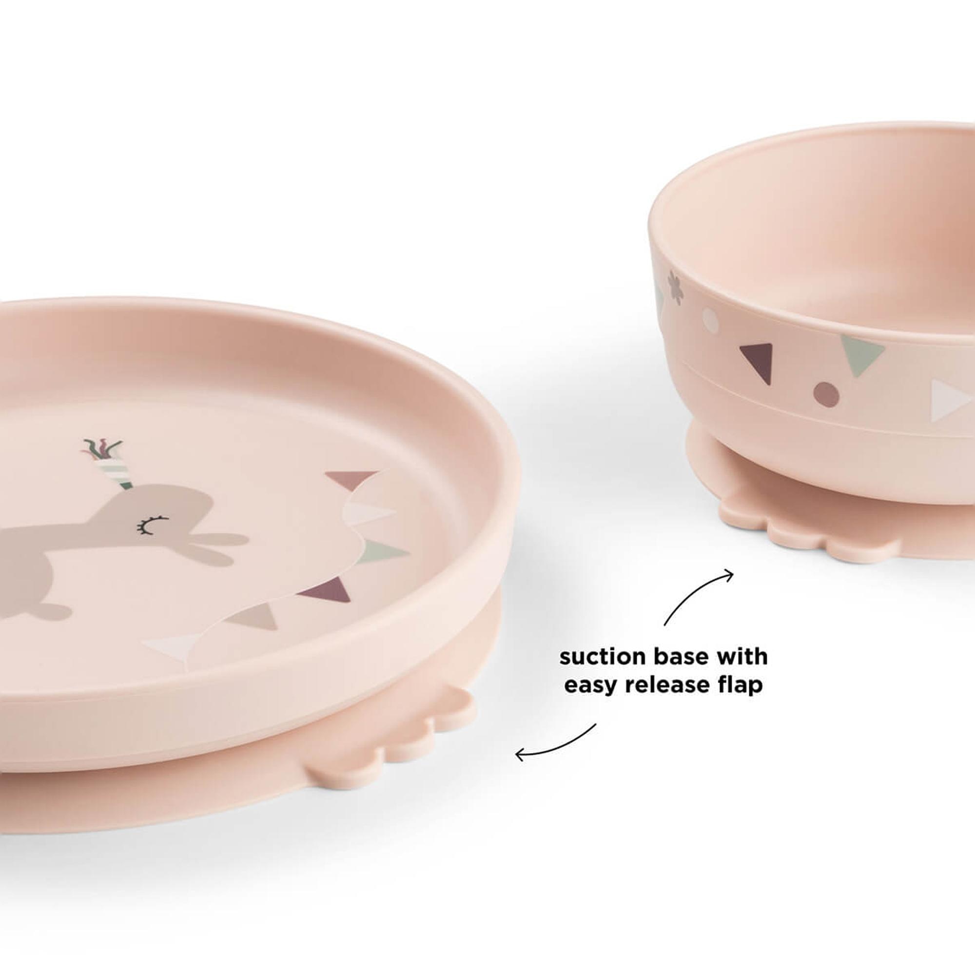 Set de vajilla Done by Deer con plato, bowl ventosa y taza de aprendizaje Celebration - Rosa claro Rosa claro-4