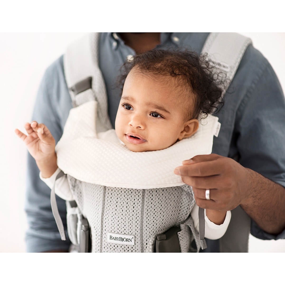 Babete para Marsúpio One - Branco Branco-4