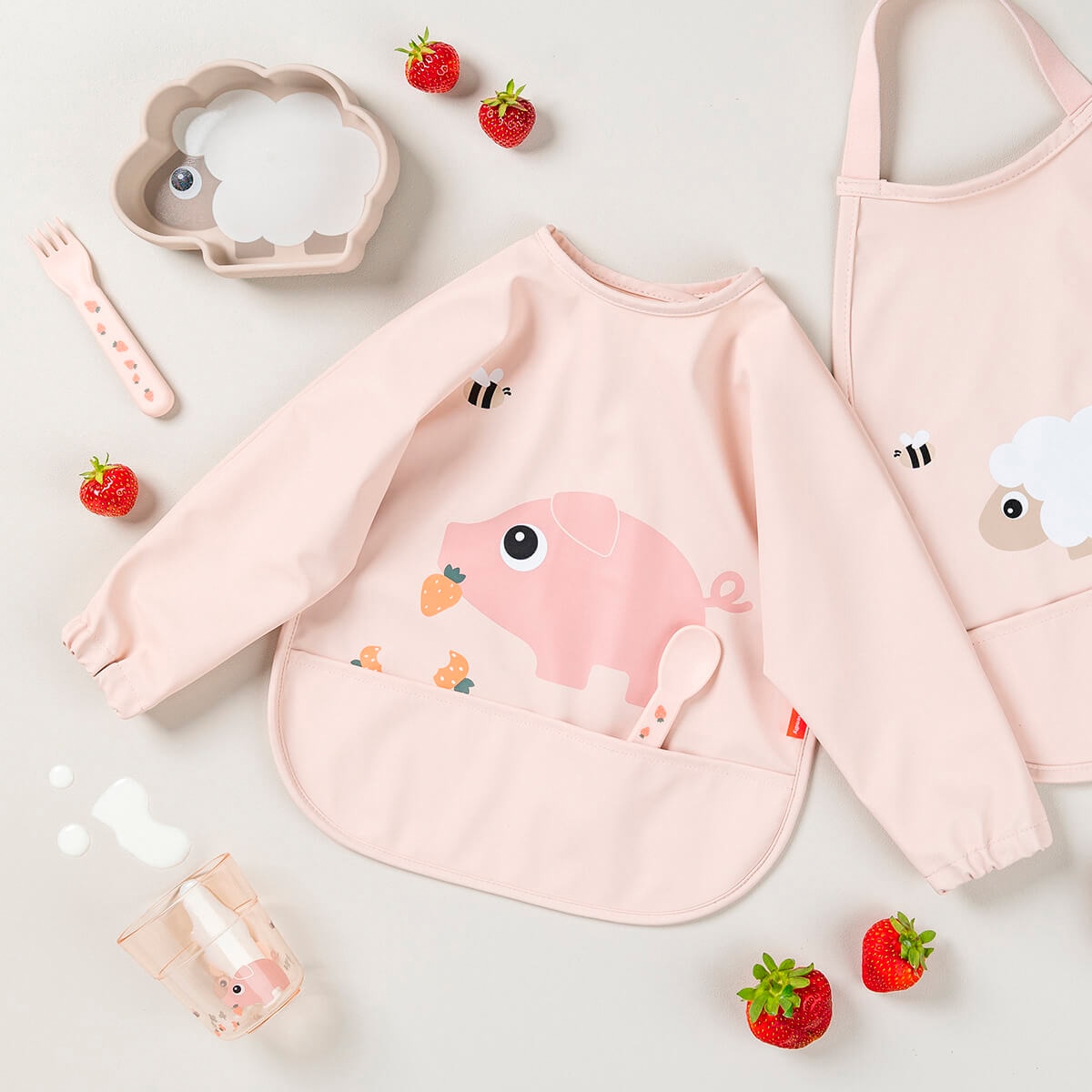 Babete Impermeável com Bolso para Migalhas e Mangas Tiny Farm Rosa-claro-4