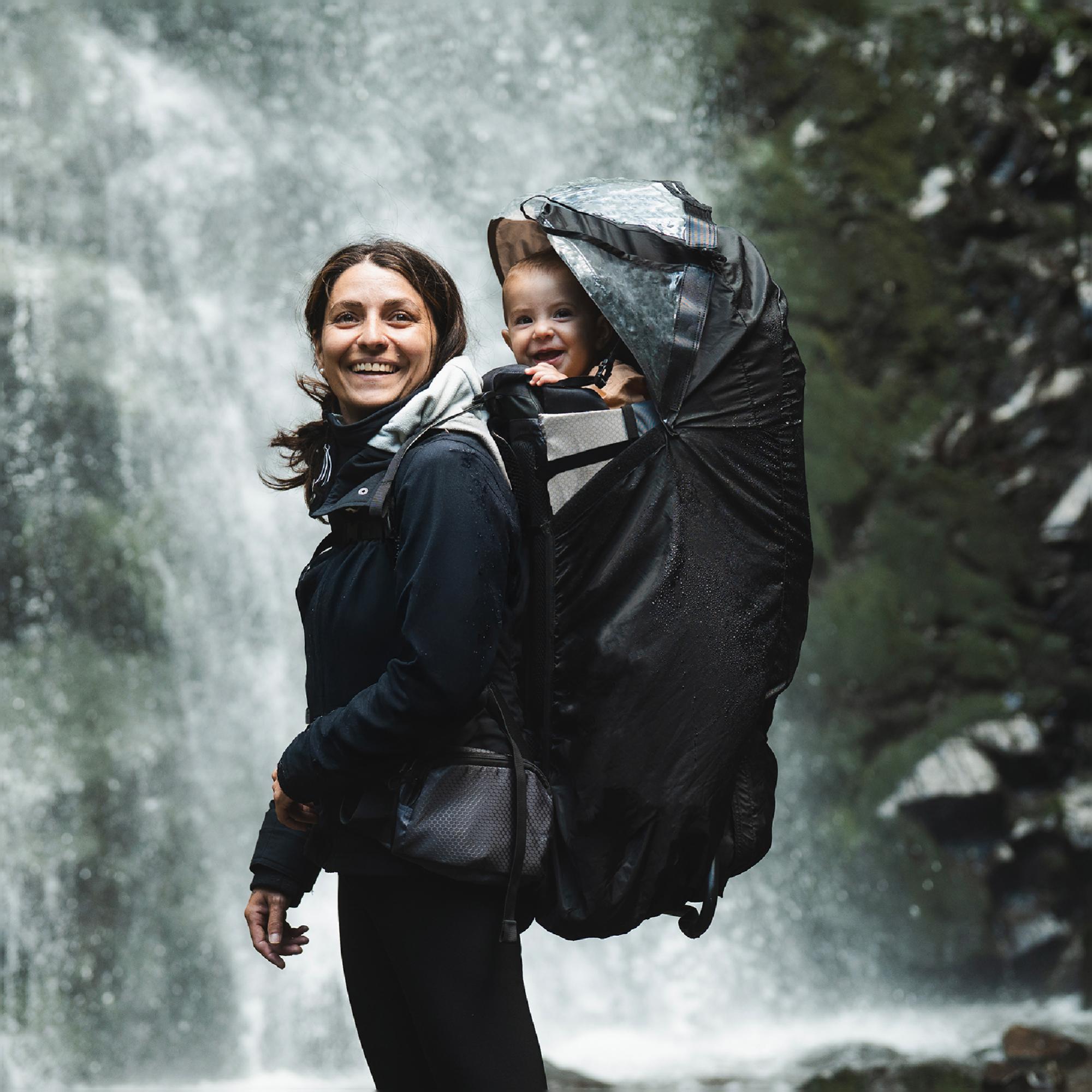 Capa Impermeável para Porta-Bebés Moov&Hike Preto-2