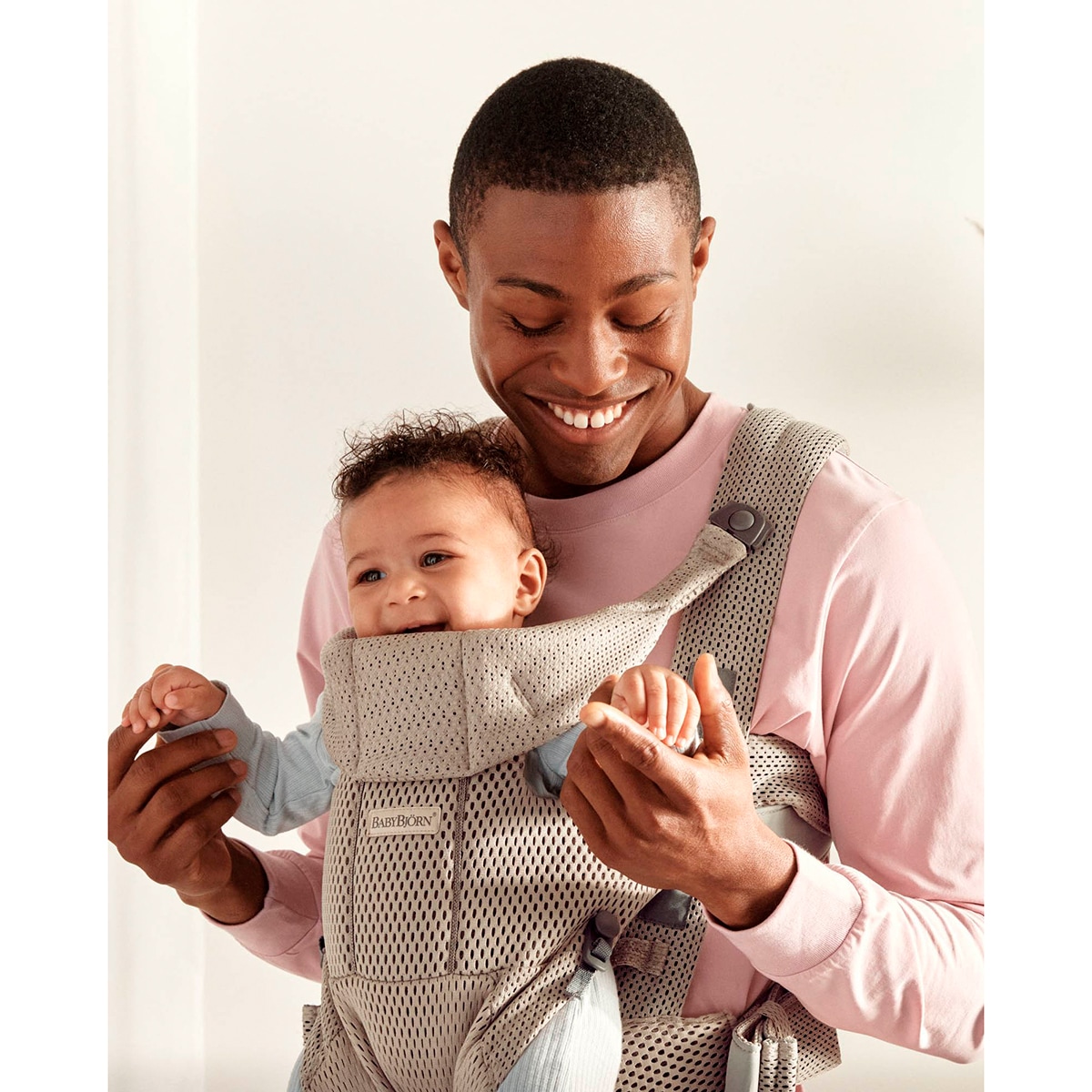 Marsúpio Move 3D Mesh 3 Posições Bege Serra-3