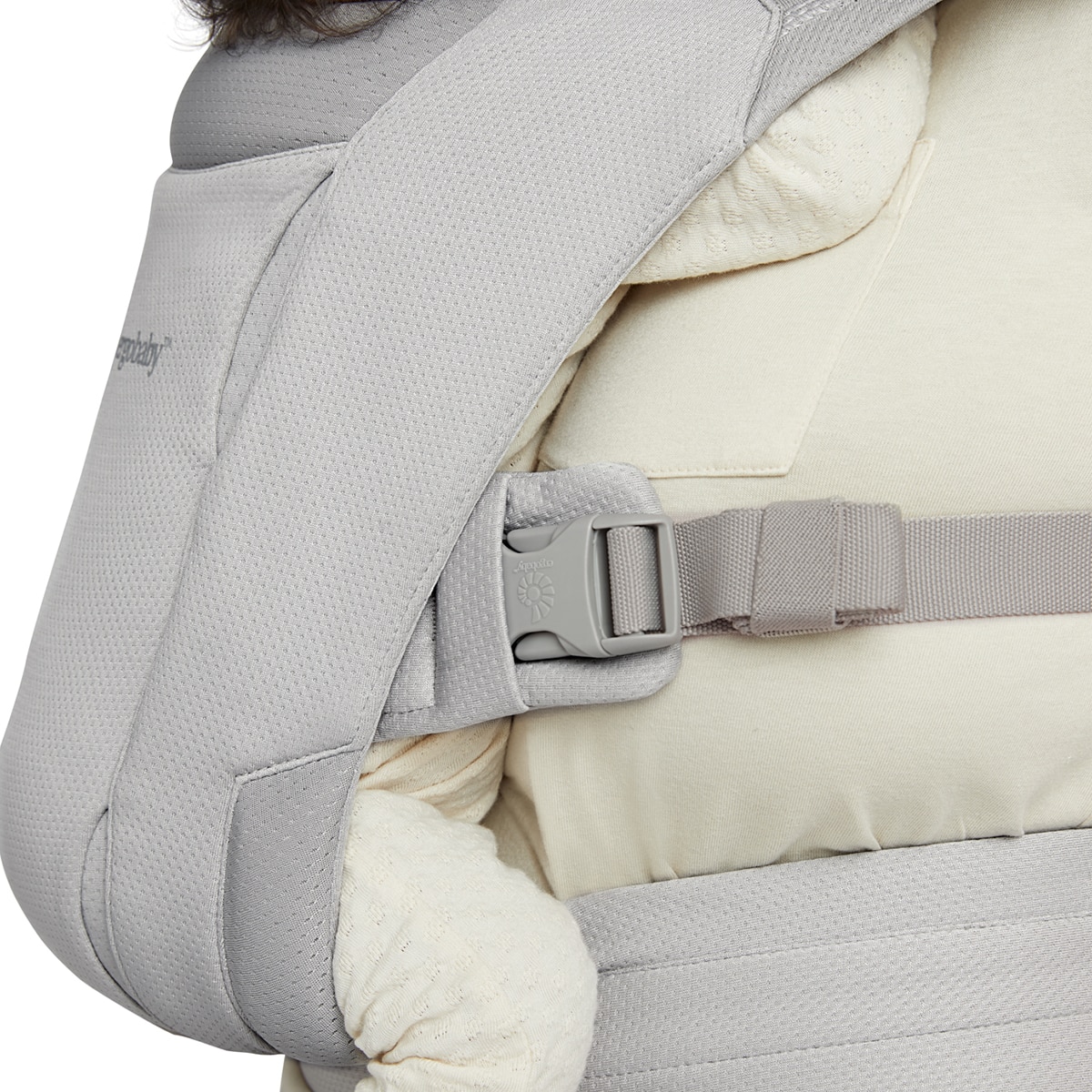 Mochila portabebe Ergobaby Embrace Soft Air Mesh Onyx Gris claro-21