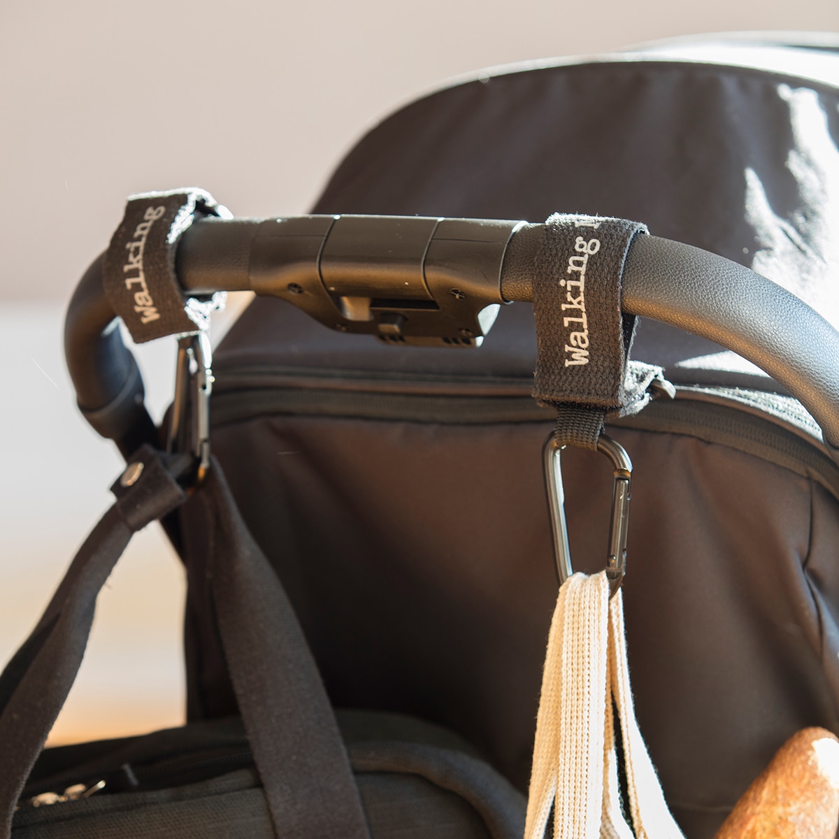 Set 2 Ganchos para bolso Walking Mum Eco Mum Negro Negro-4