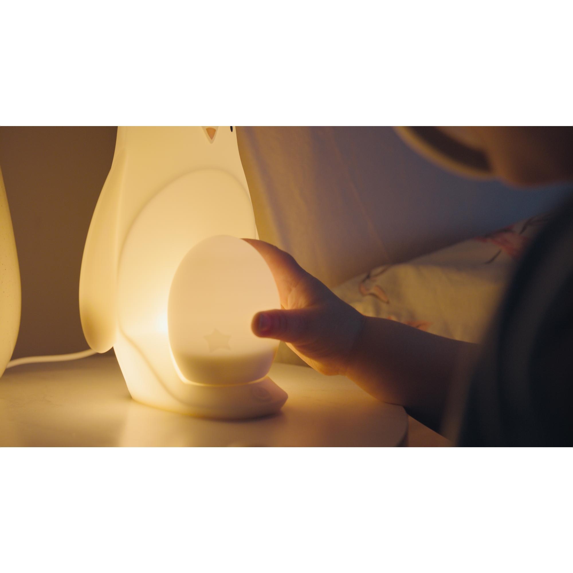 Luz Quitamiedos Tommee Tippee Pingüino Grobite luz nocturna 2 en 1 de silicona - Blanco Blanco-12