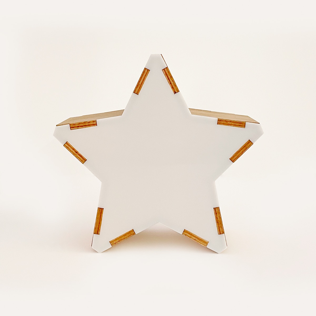 Imagen 0 de Luz quitamiedos Vintiun personalizable estrella Natural