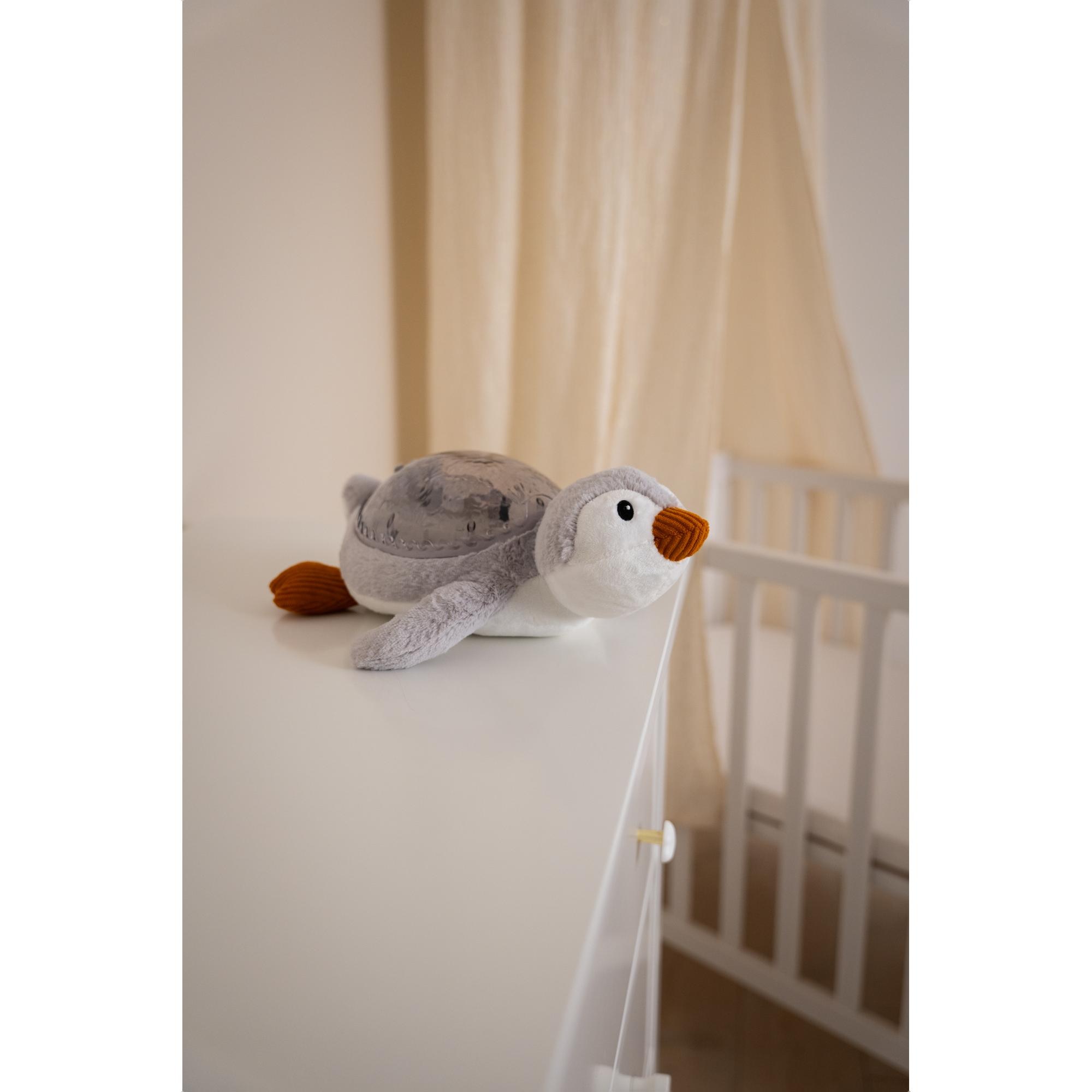 Lámpara proyector pingüino Cloud B con luces, música y sonidos suaves con recarga USB Gris claro Gris claro-8