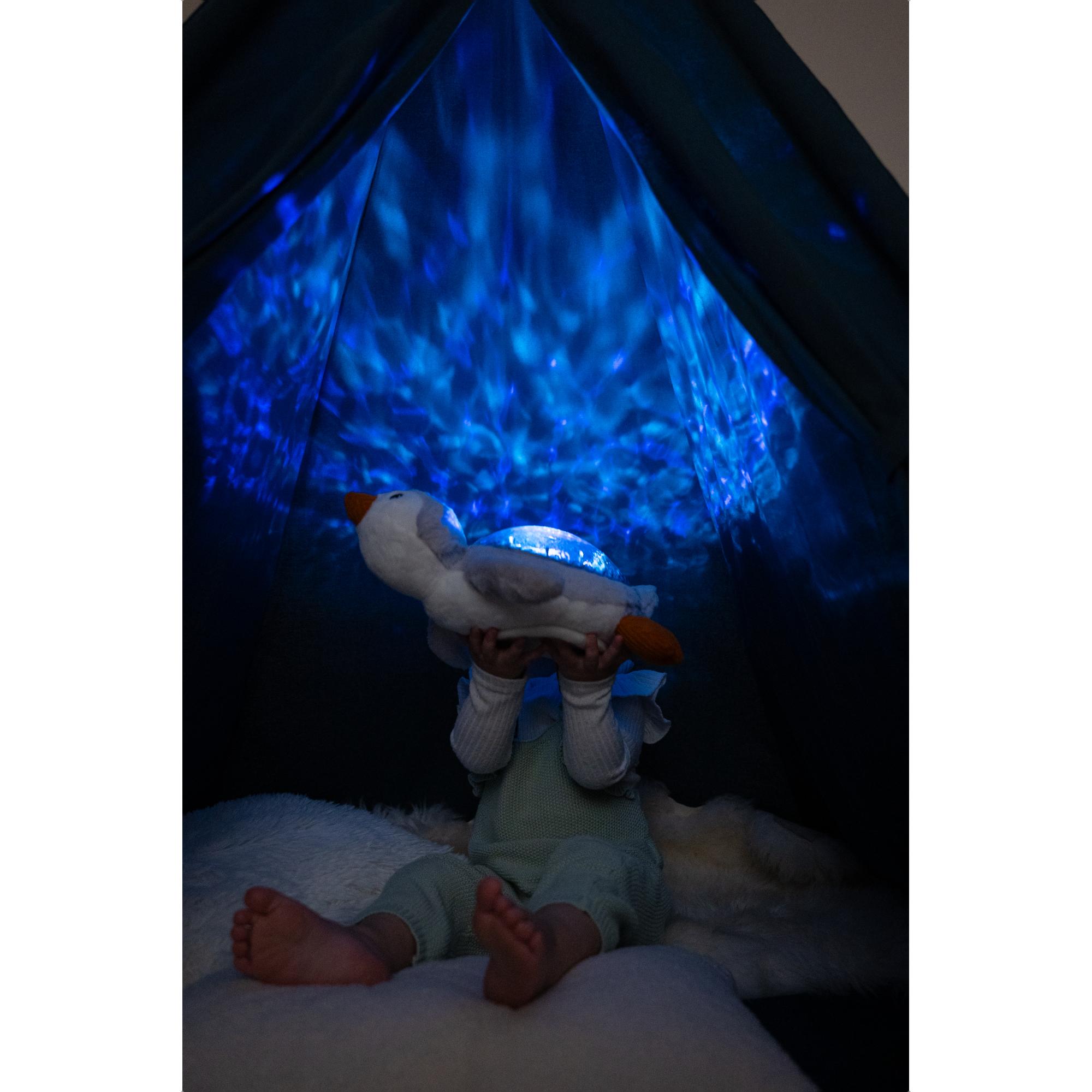 Lámpara proyector pingüino Cloud B con luces, música y sonidos suaves con recarga USB Gris claro Gris claro-9
