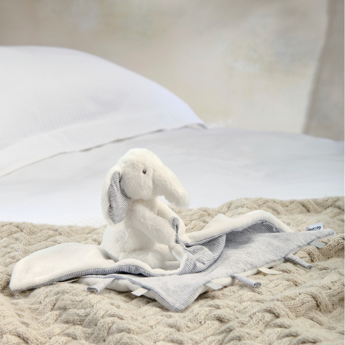 Doudou Mamas & Papas Archie the Elefant gris Gris-4