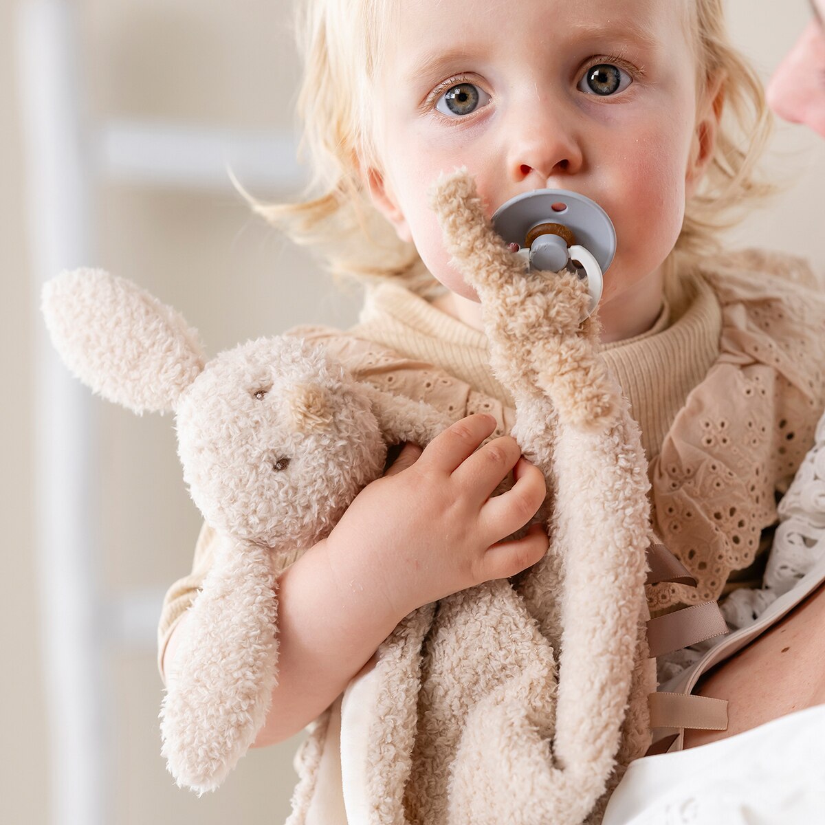 Dou dou maxi conejito Nattou colección Teddy Beige-5