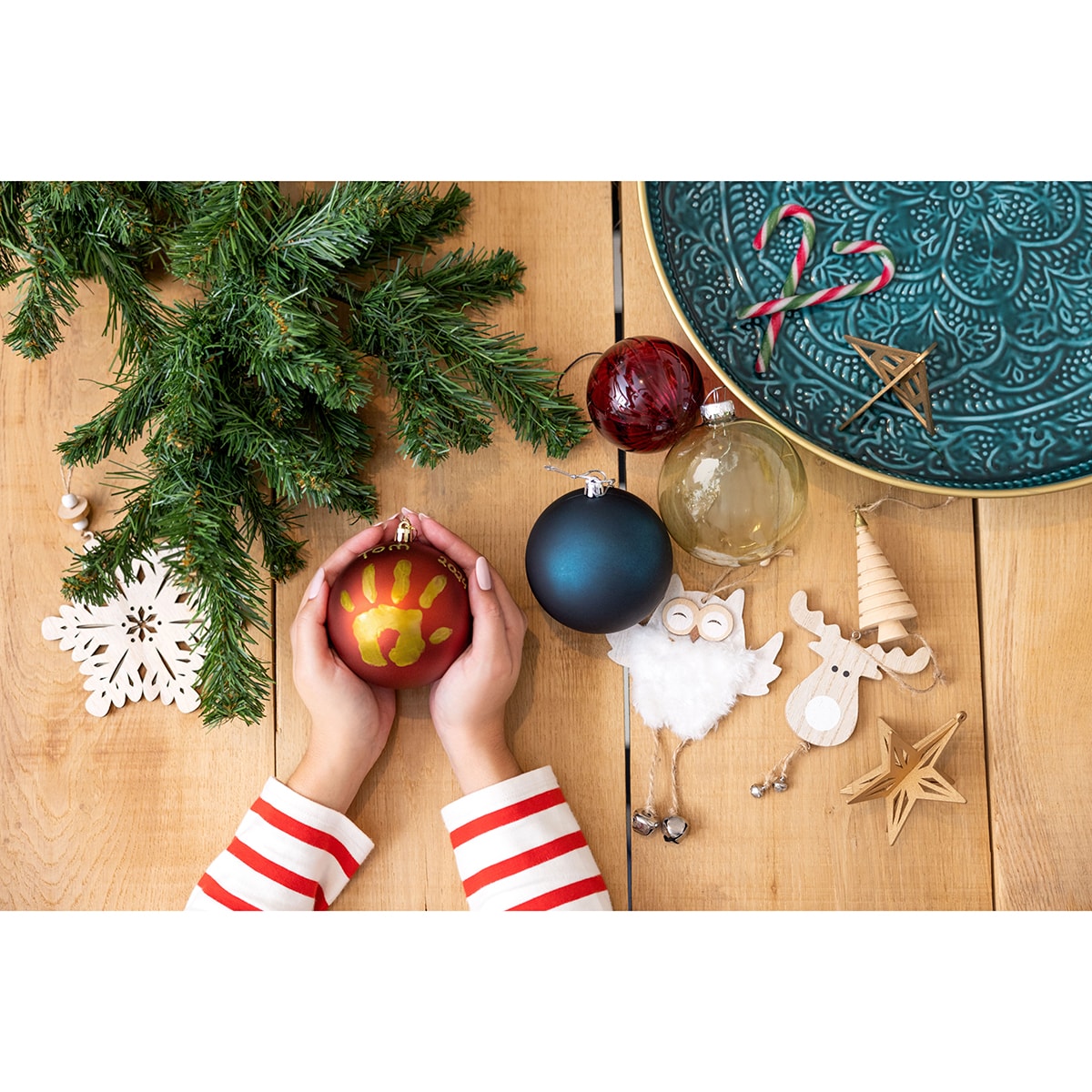 Bola de navidad Tiny Love personalizable Rojo-3