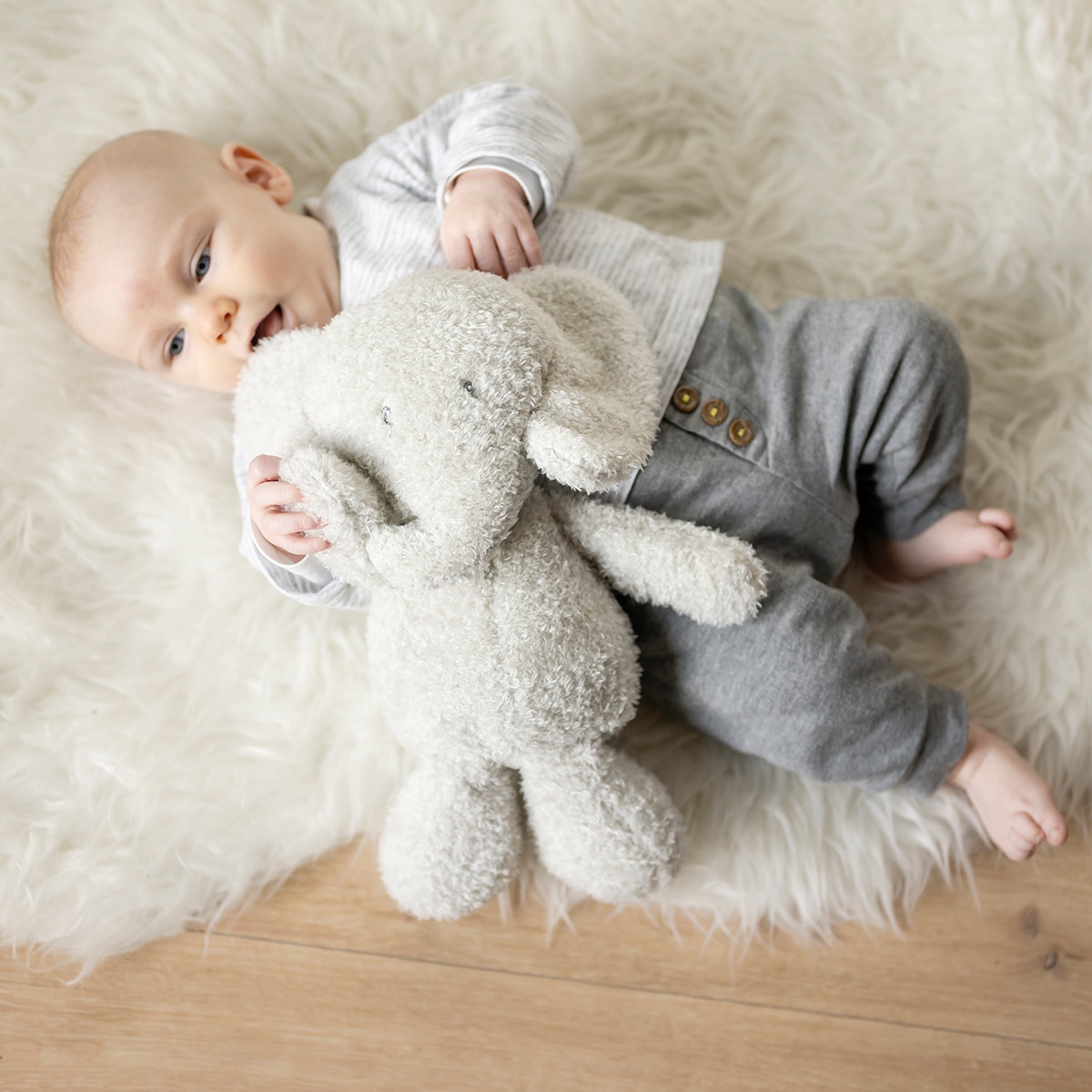 Peluche conejo Nattou blandito colección Teddy Beige-4