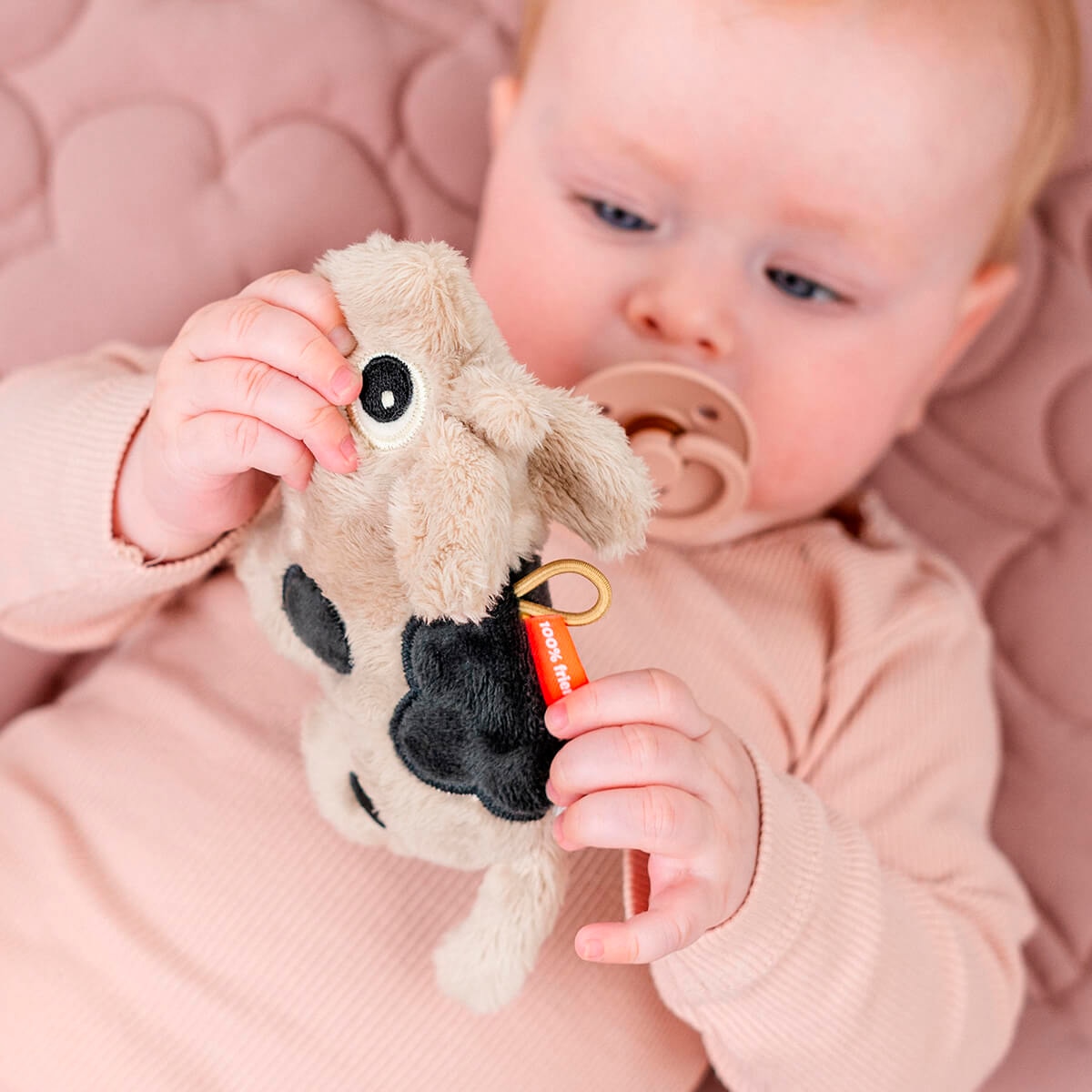 Peluche Mini Sensorial Coleção Tiny Farm Bege areia-3
