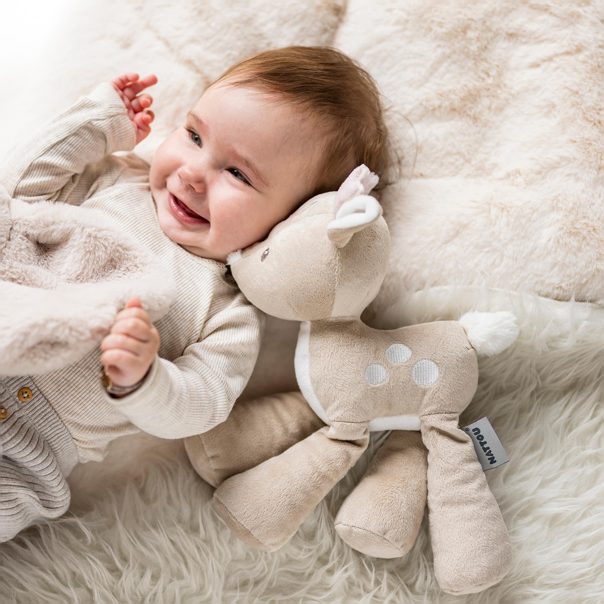 Peluche ciervo Nattou 30cm colección Fan Fan Beige Sierra-4
