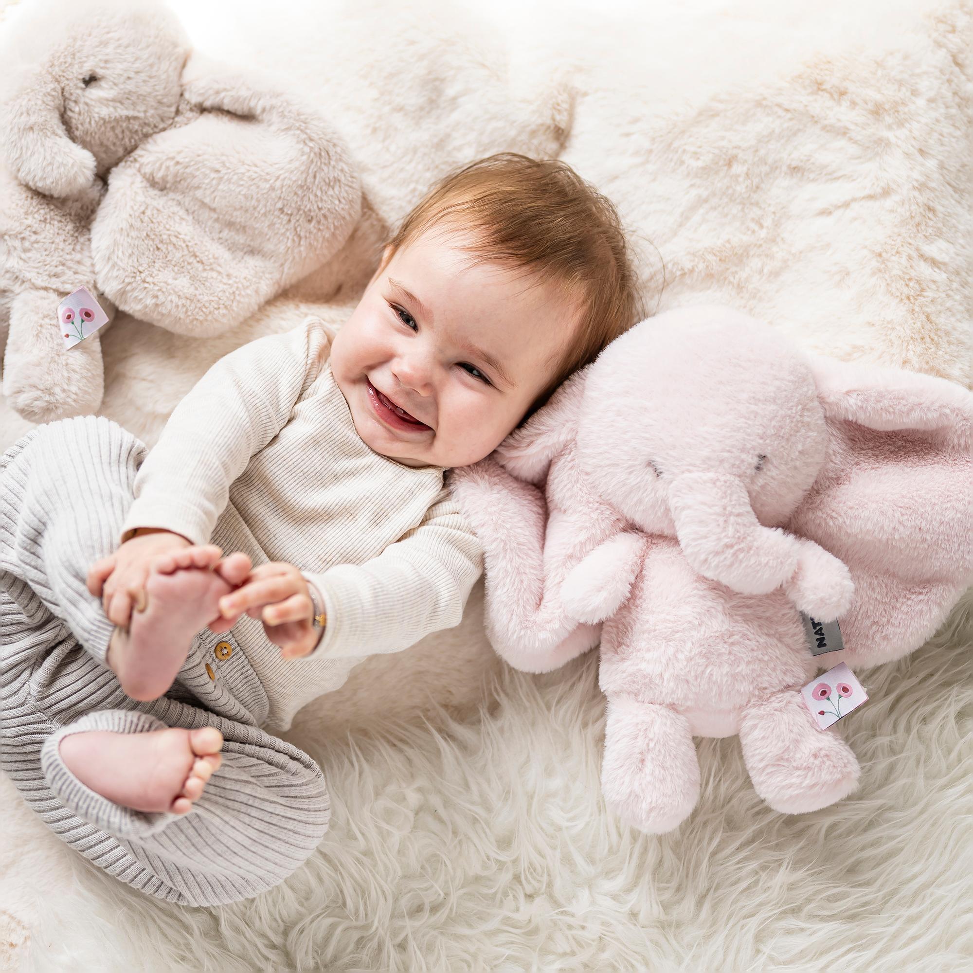 Imagen 5 de Peluche elefante Nattou 30cm colección Fan Fan Rosa claro