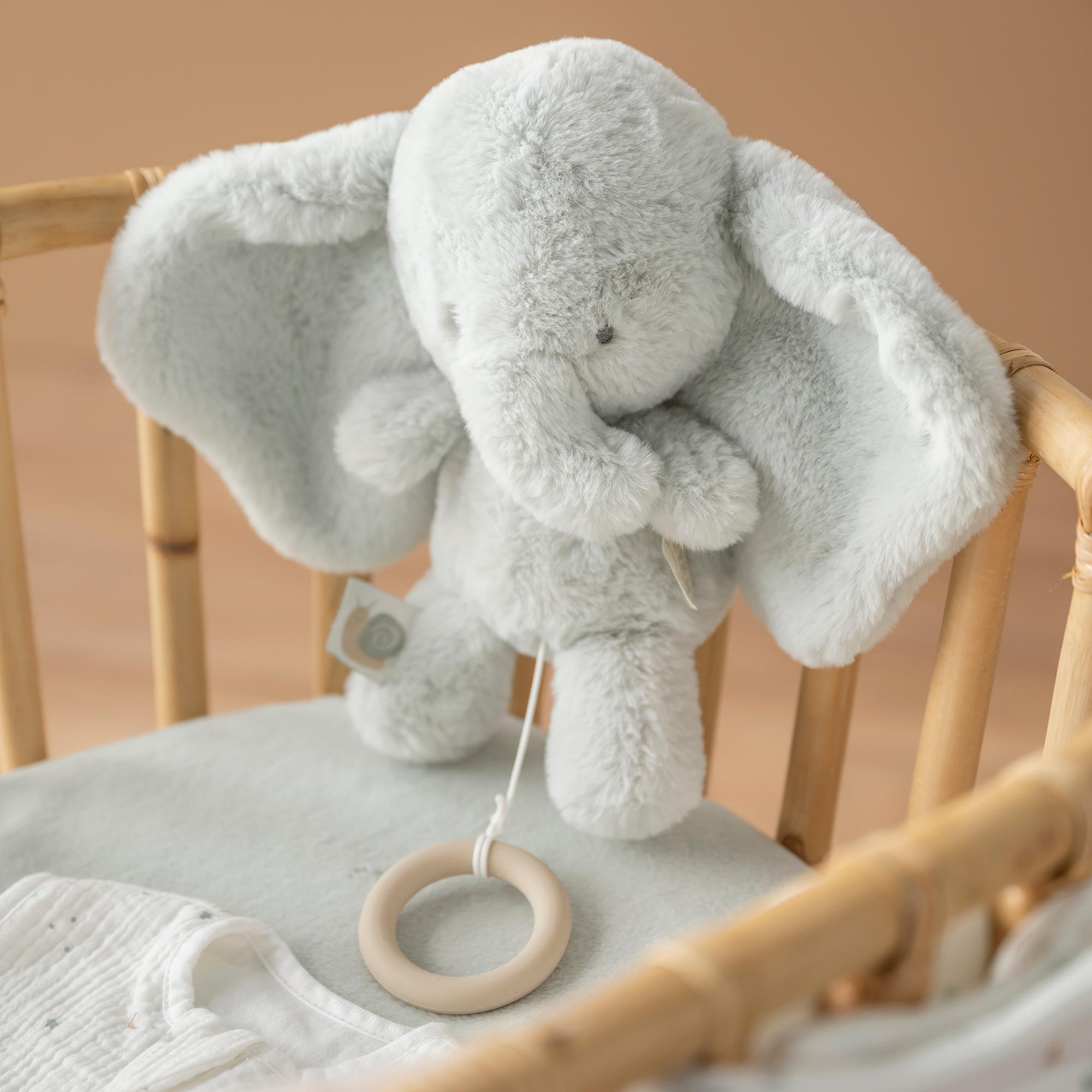 Peluche musical elefante Nattou colección LouLou Verde Agua-2