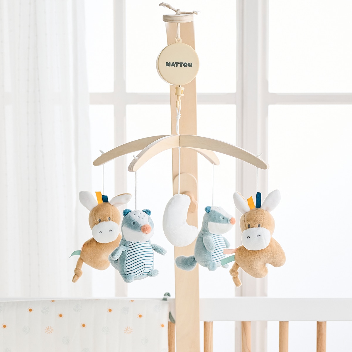 Móvil musical Nattou con arco madera colección Felix&Leo Azul-5