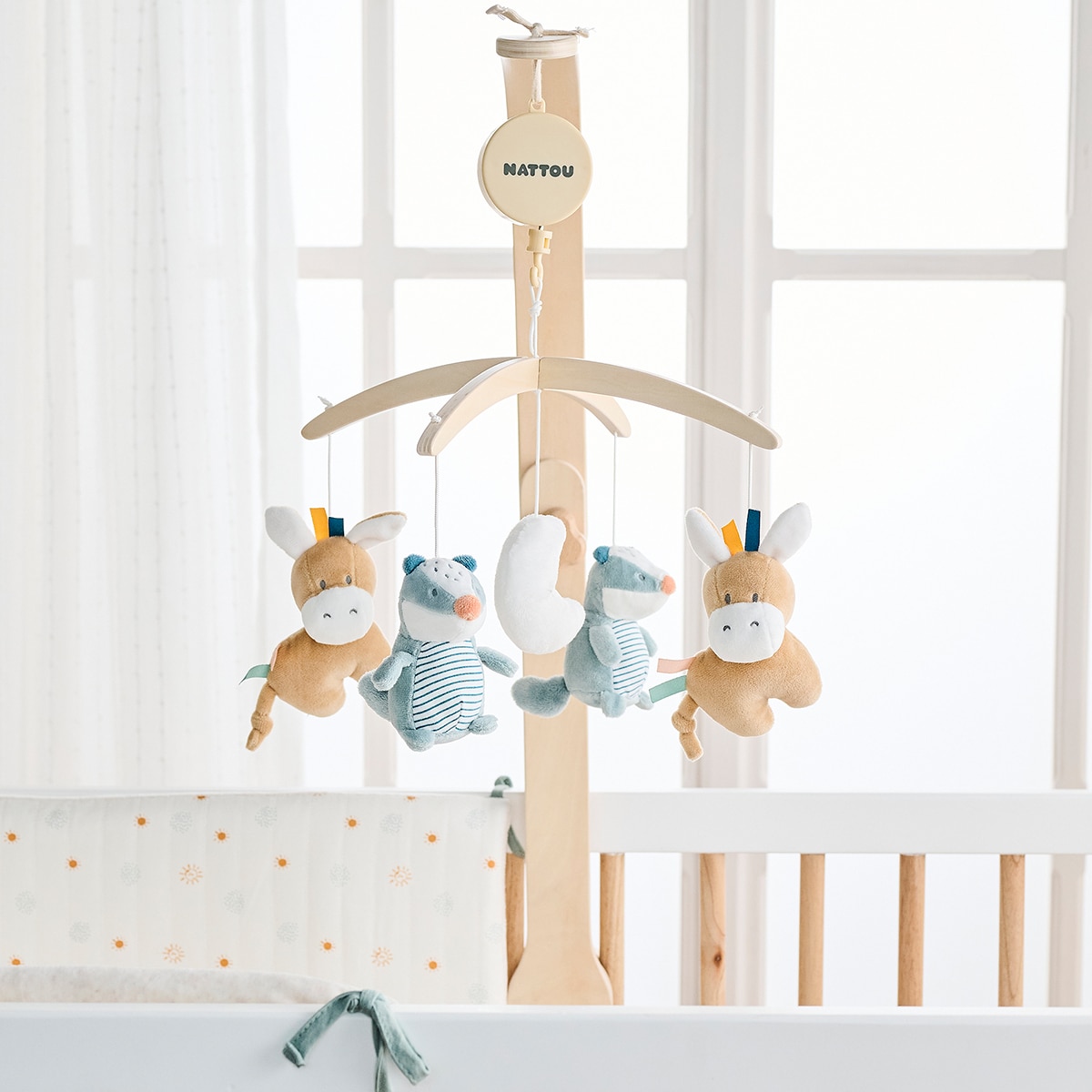 Móvil musical Nattou con arco madera colección Felix&Leo Azul-6