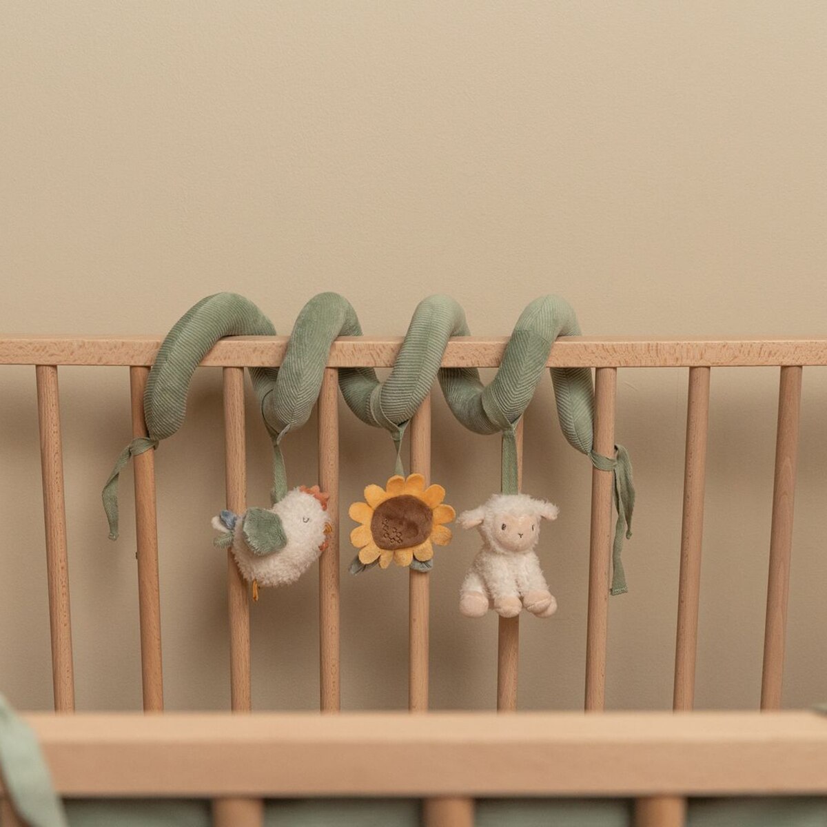 Ristra espiral actividades Little Dutch colección Little Farm Gris claro-5