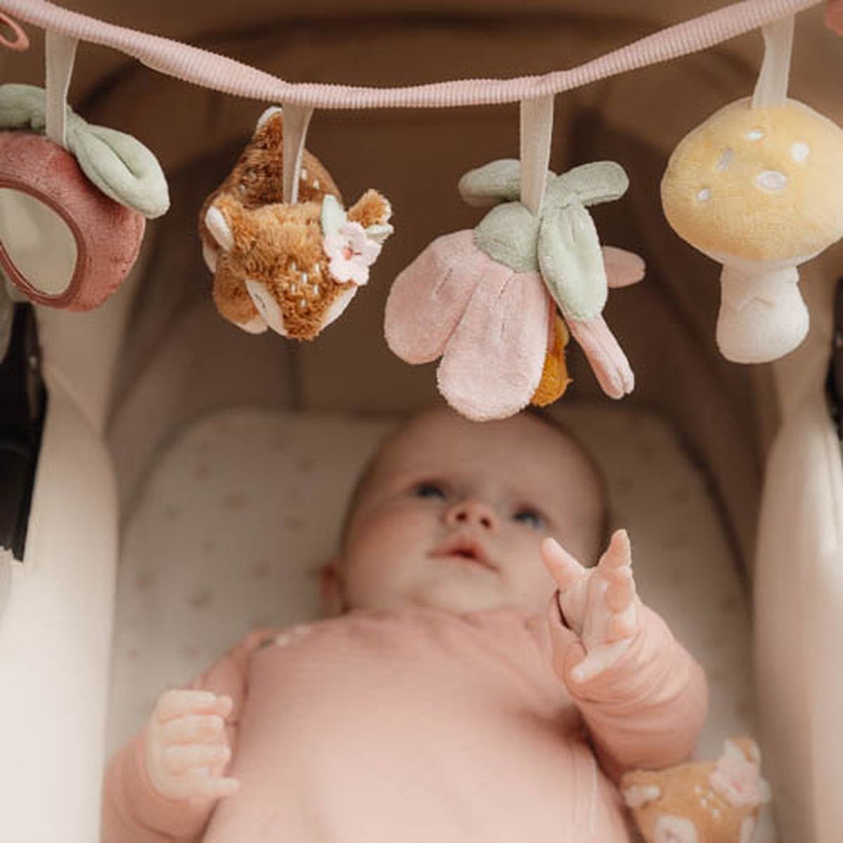 Ristra actividades Little Dutch Rosa claro-7