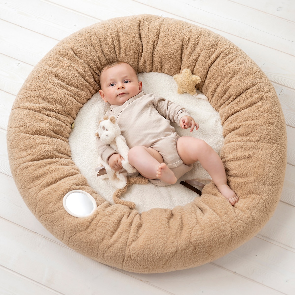 Manta actividades con arco Nattou acolchado plus colección Teddy Caramelo-5