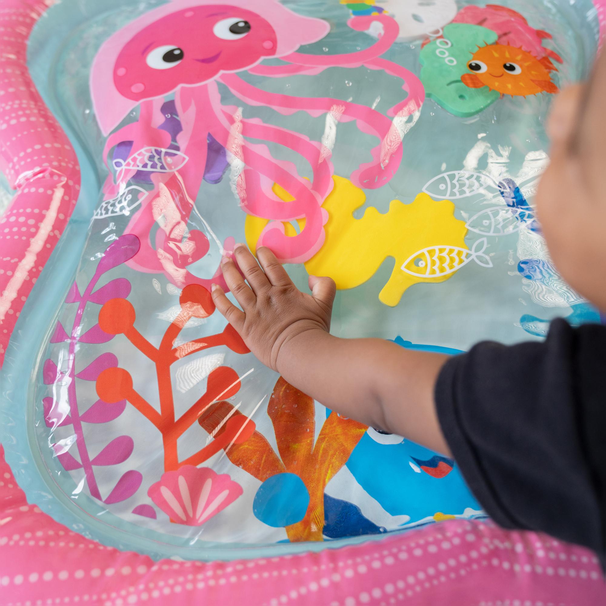 Tapete de atividades aquáticas Baby Einstein Jiggling Janet™ Rosa-11
