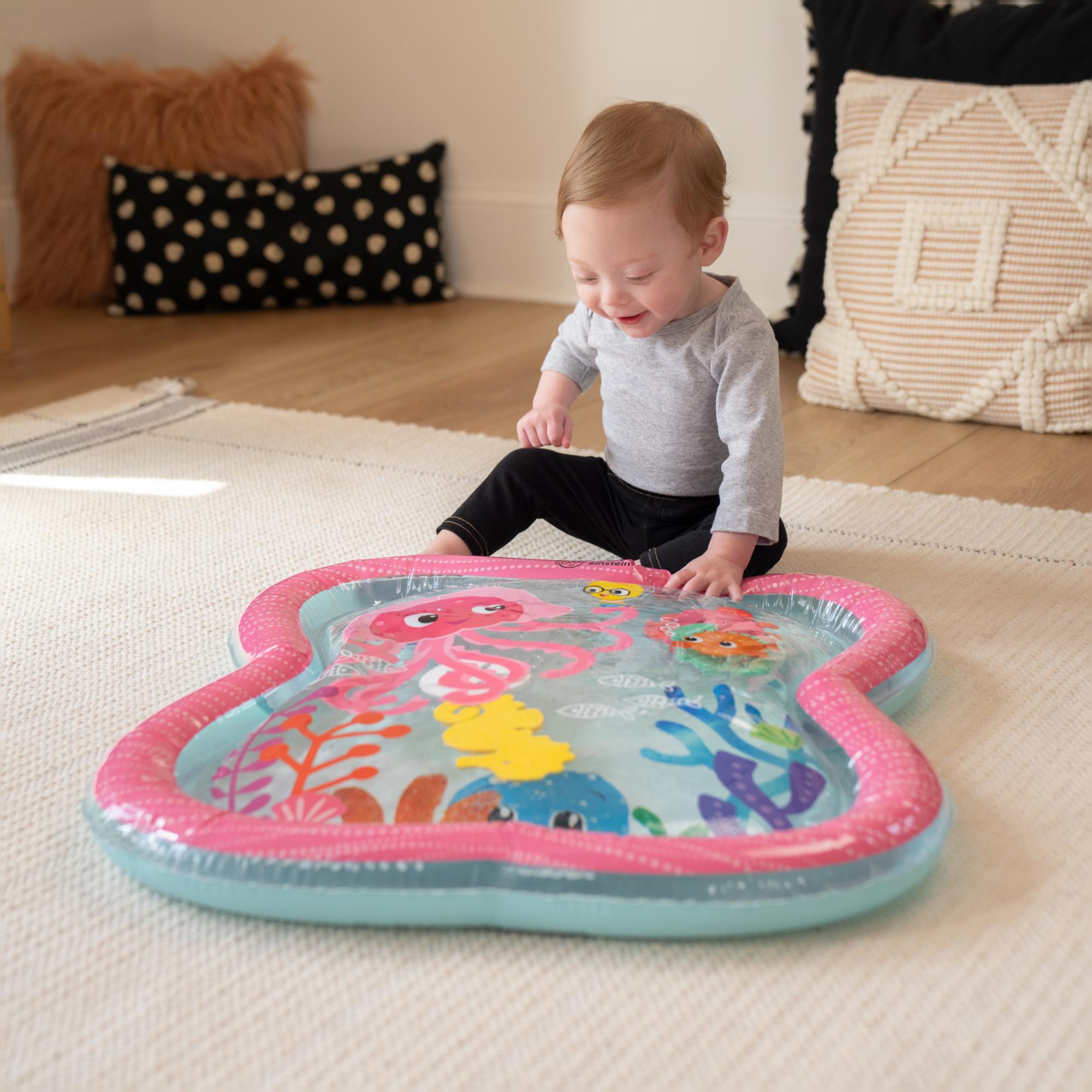 Tapete de atividades aquáticas Baby Einstein Jiggling Janet™ Rosa-12