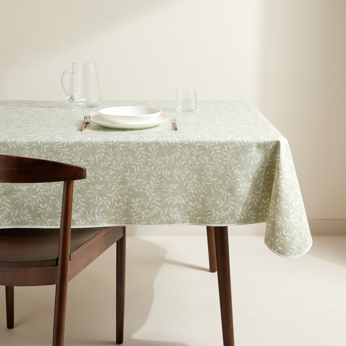 Mantel antimanchas PVC Hera Basics El Corte Inglés Verde-1