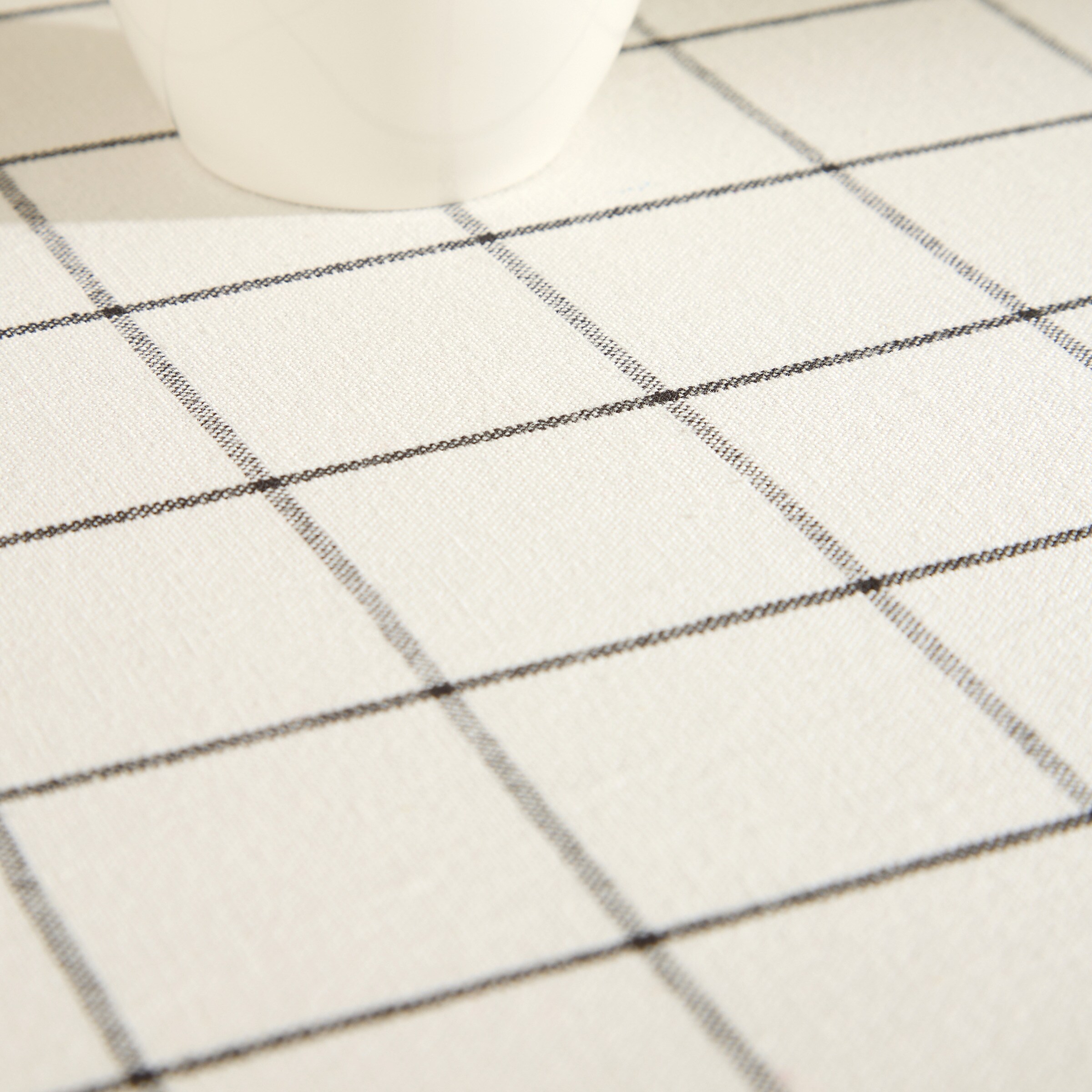 Toalha de mesa em algodão aos quadrados Branco-3