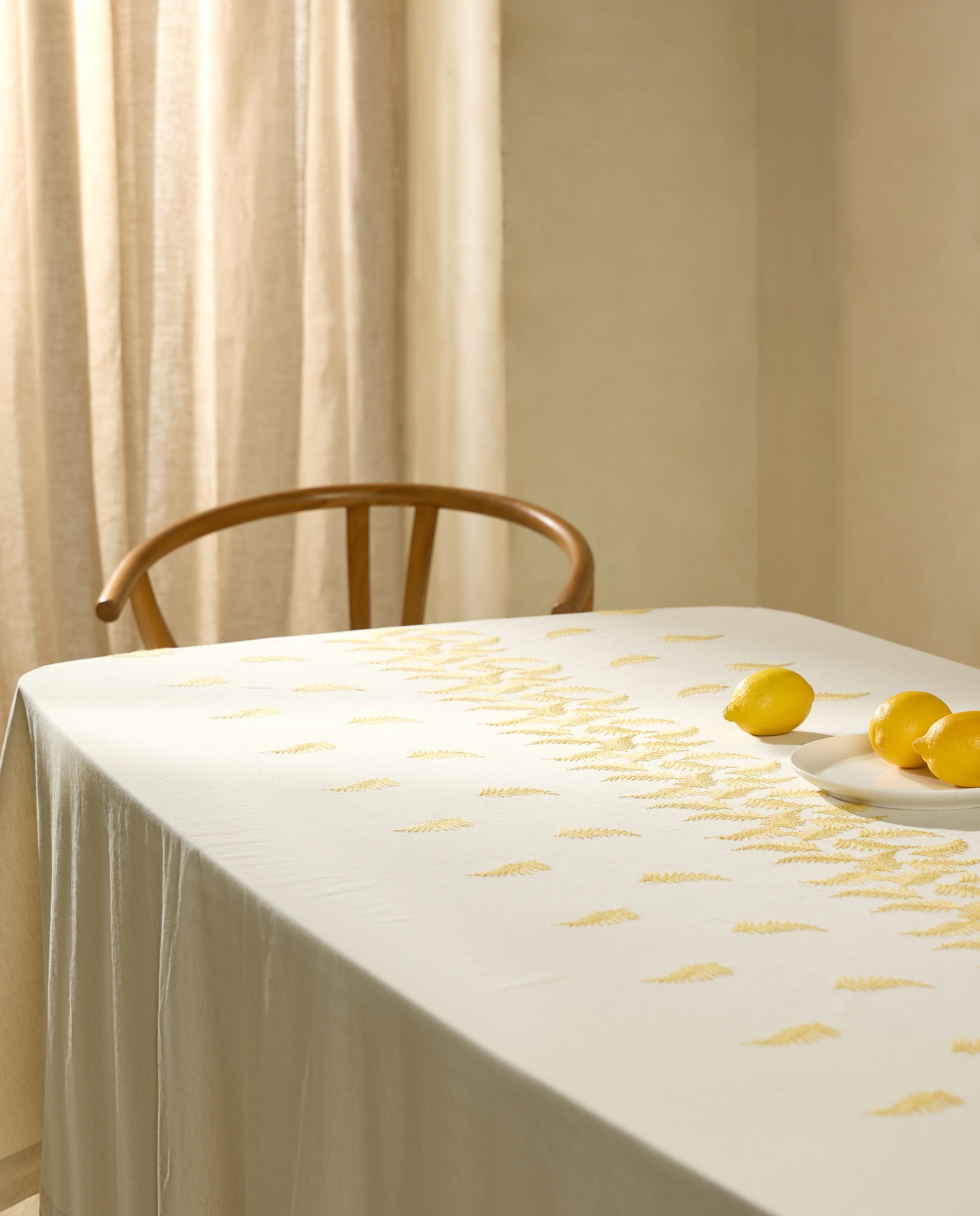 Imagem 0 de Toalha de Mesa de Algodão e Linho Palmito