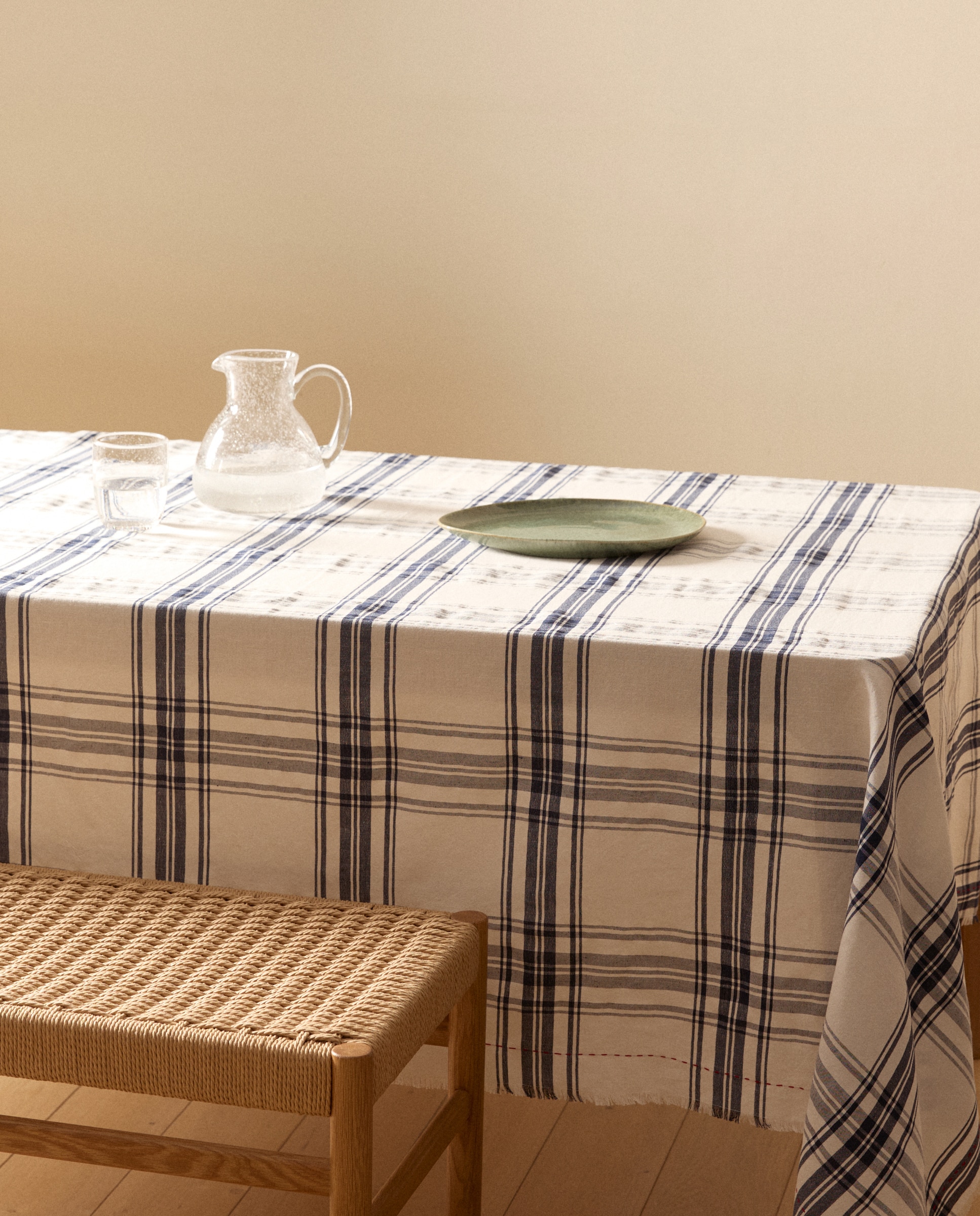 Imagem 0 de Toalha de Mesa em Algodão e Linho Cannes