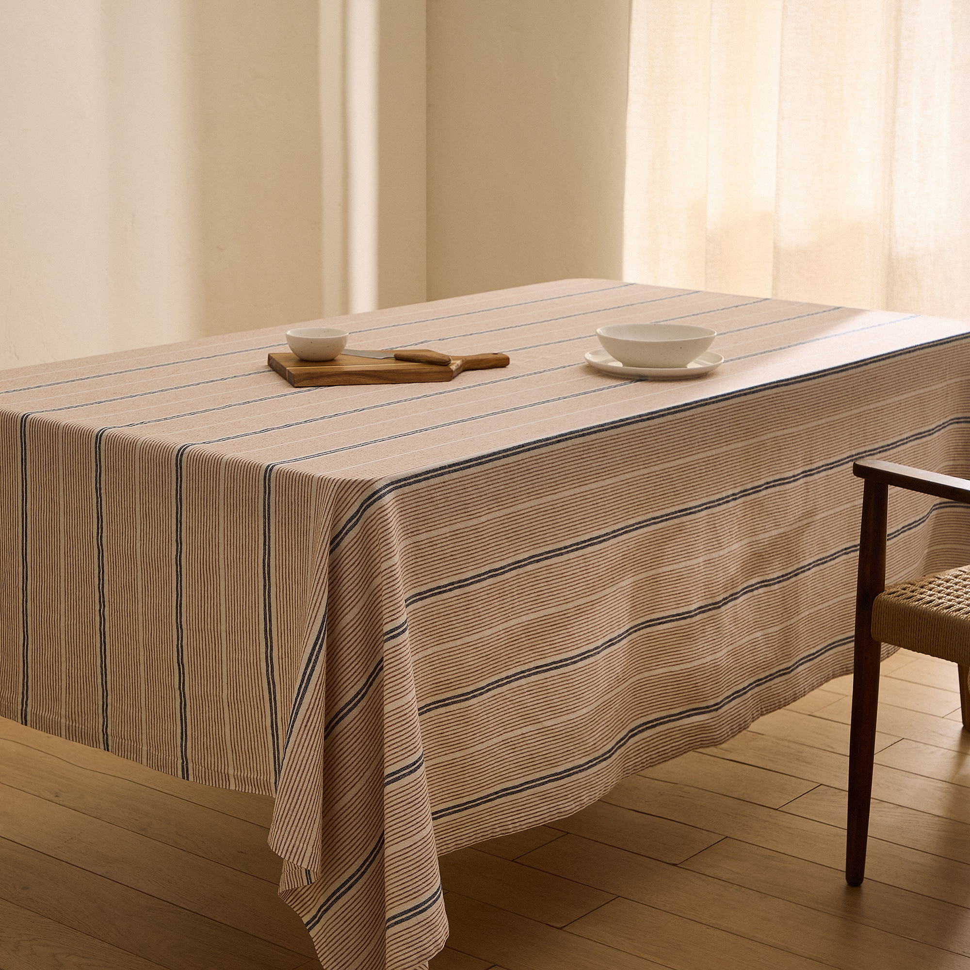 Imagem 0 de Toalha de Mesa de Algodão e Linho Arendal