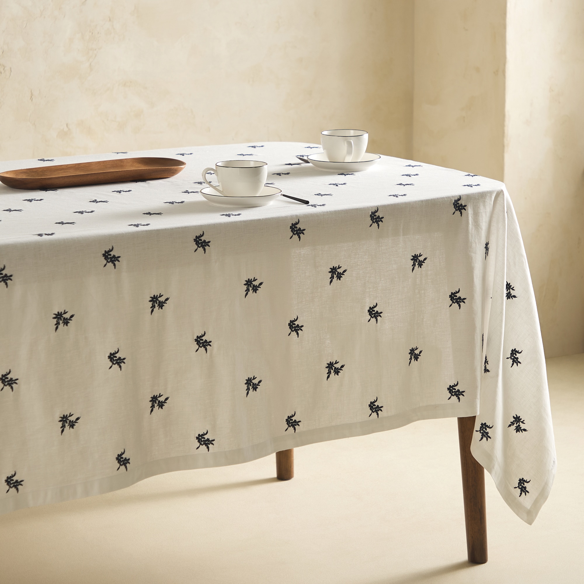 Toalha de Mesa de Linho e Algodão Flowers Azul-1